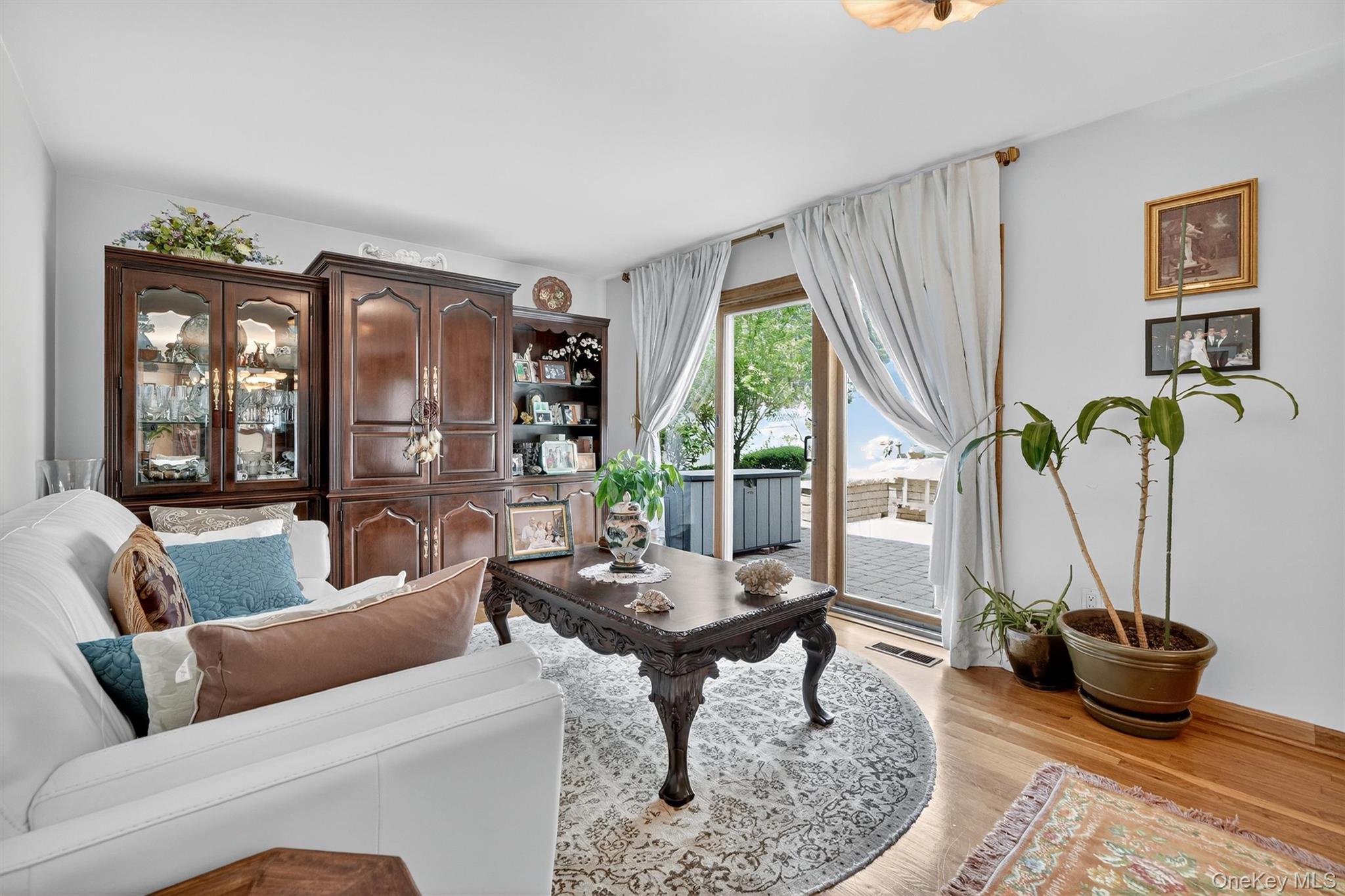 Single Family Spencer  Westchester County, NY 10801, MLS-909216-11