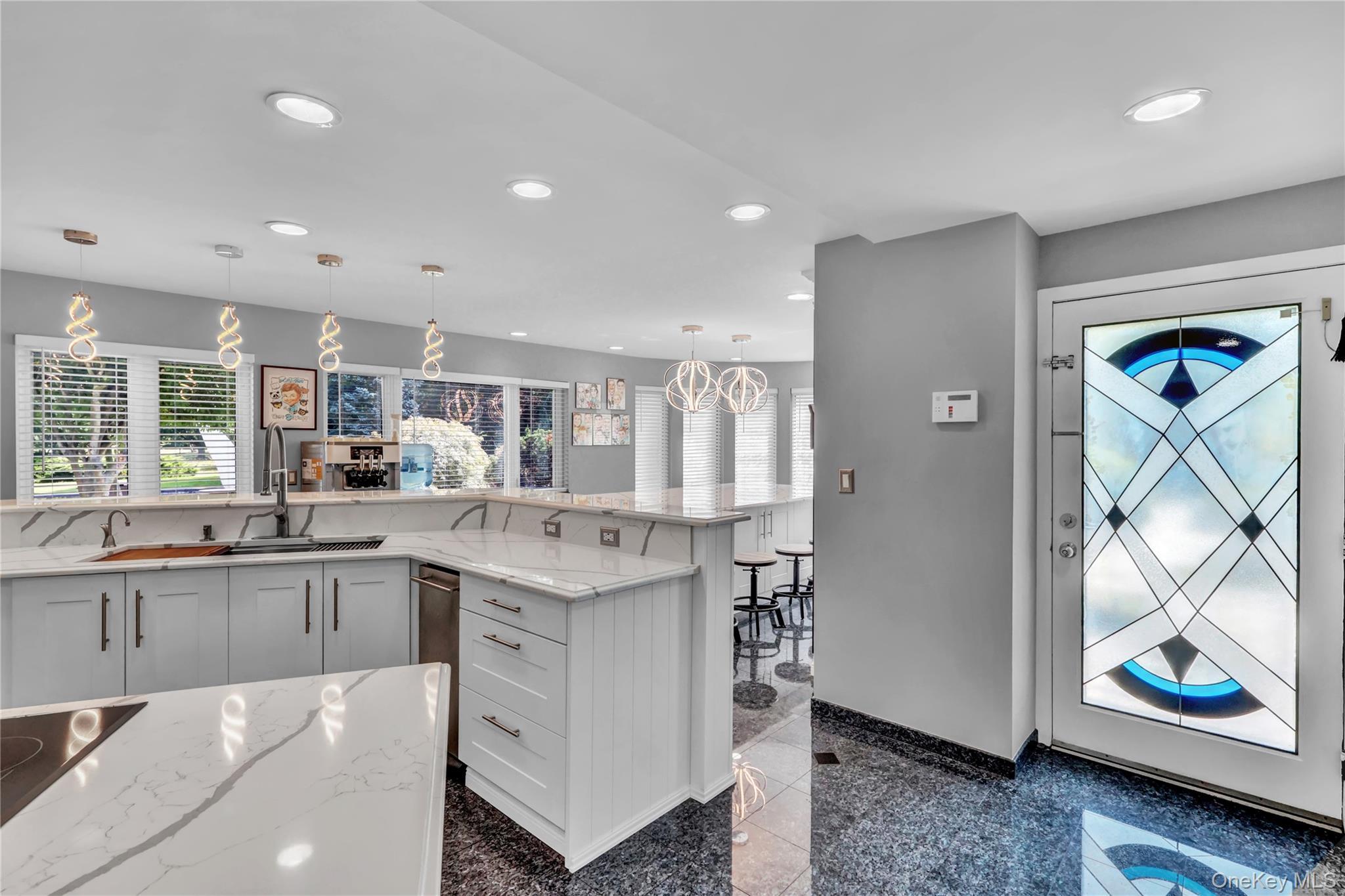 Single Family Cliff Suffolk County, NY 11777, MLS-909226-12