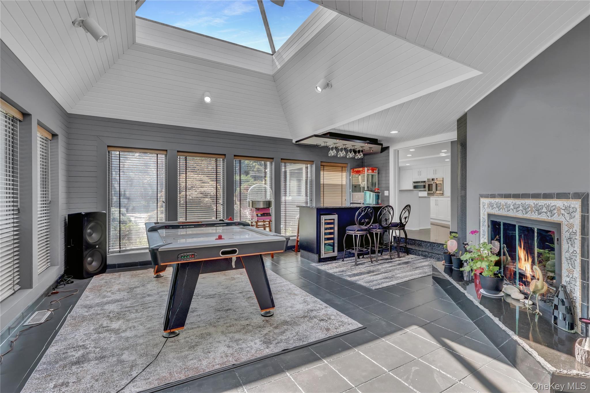 Single Family Cliff Suffolk County, NY 11777, MLS-909226-19