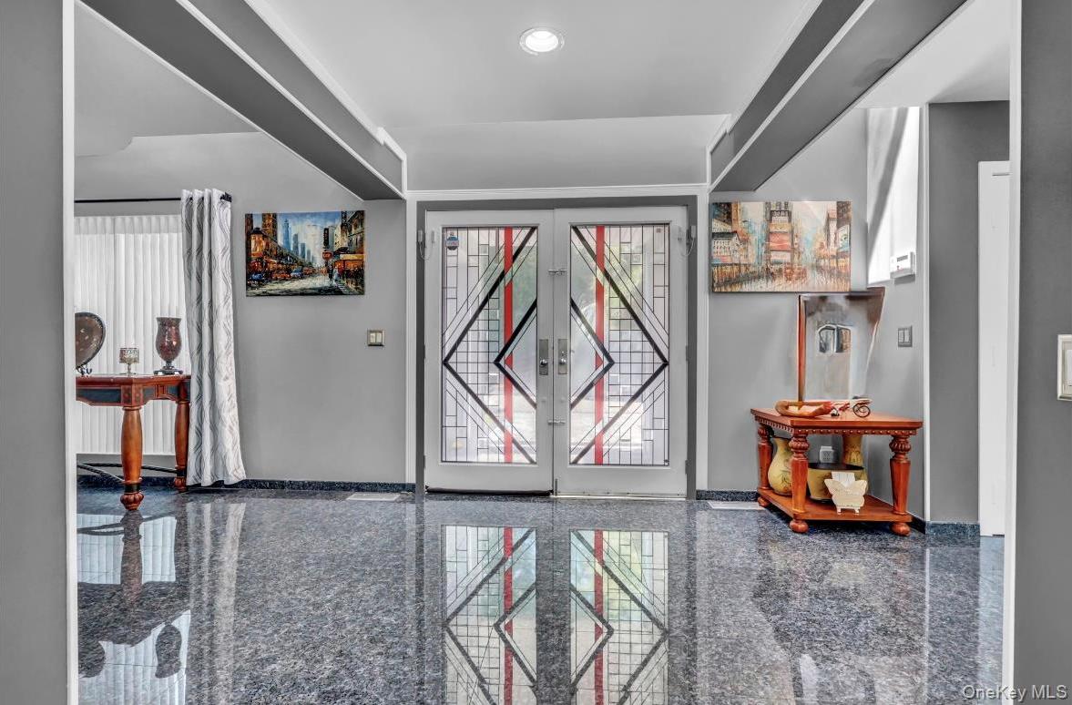 Single Family Cliff Suffolk County, NY 11777, MLS-909226-5