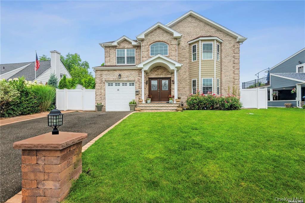 Single Family Meeting Nassau County, NY 11801, MLS-909235-2