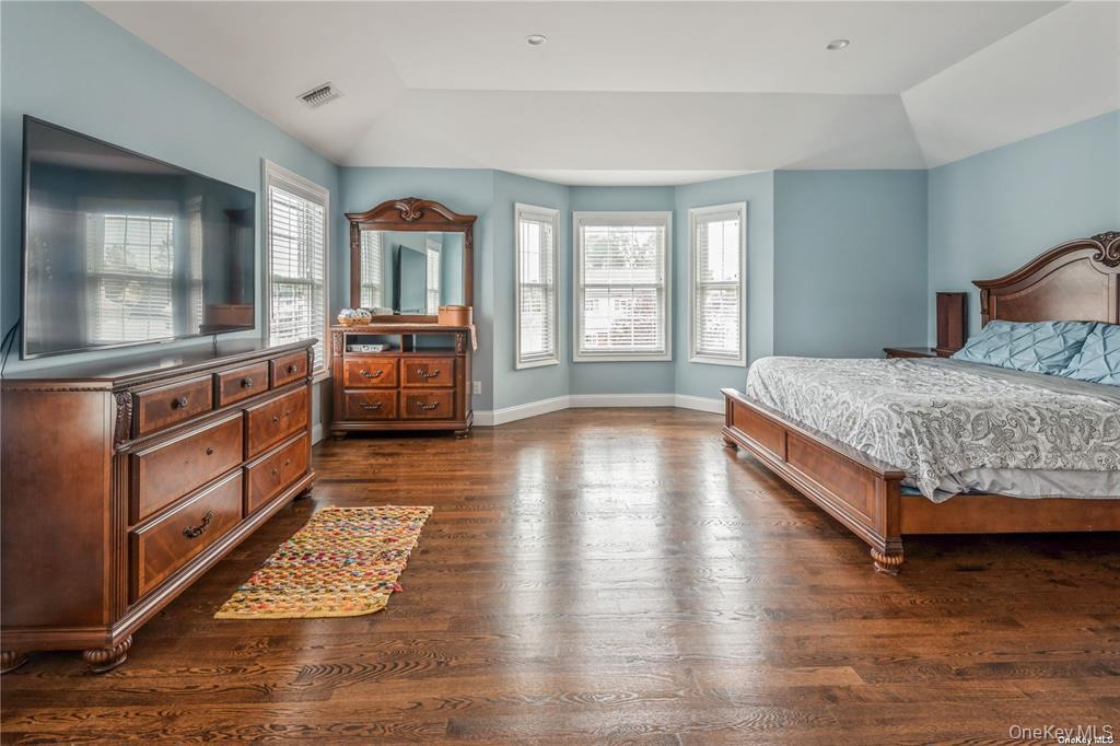 Single Family Meeting Nassau County, NY 11801, MLS-909235-20