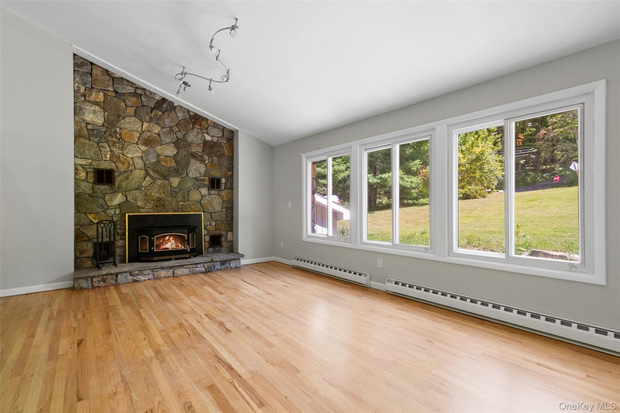 Single Family Sherwood Hill  Putnam County, NY 10509, MLS-909240-4