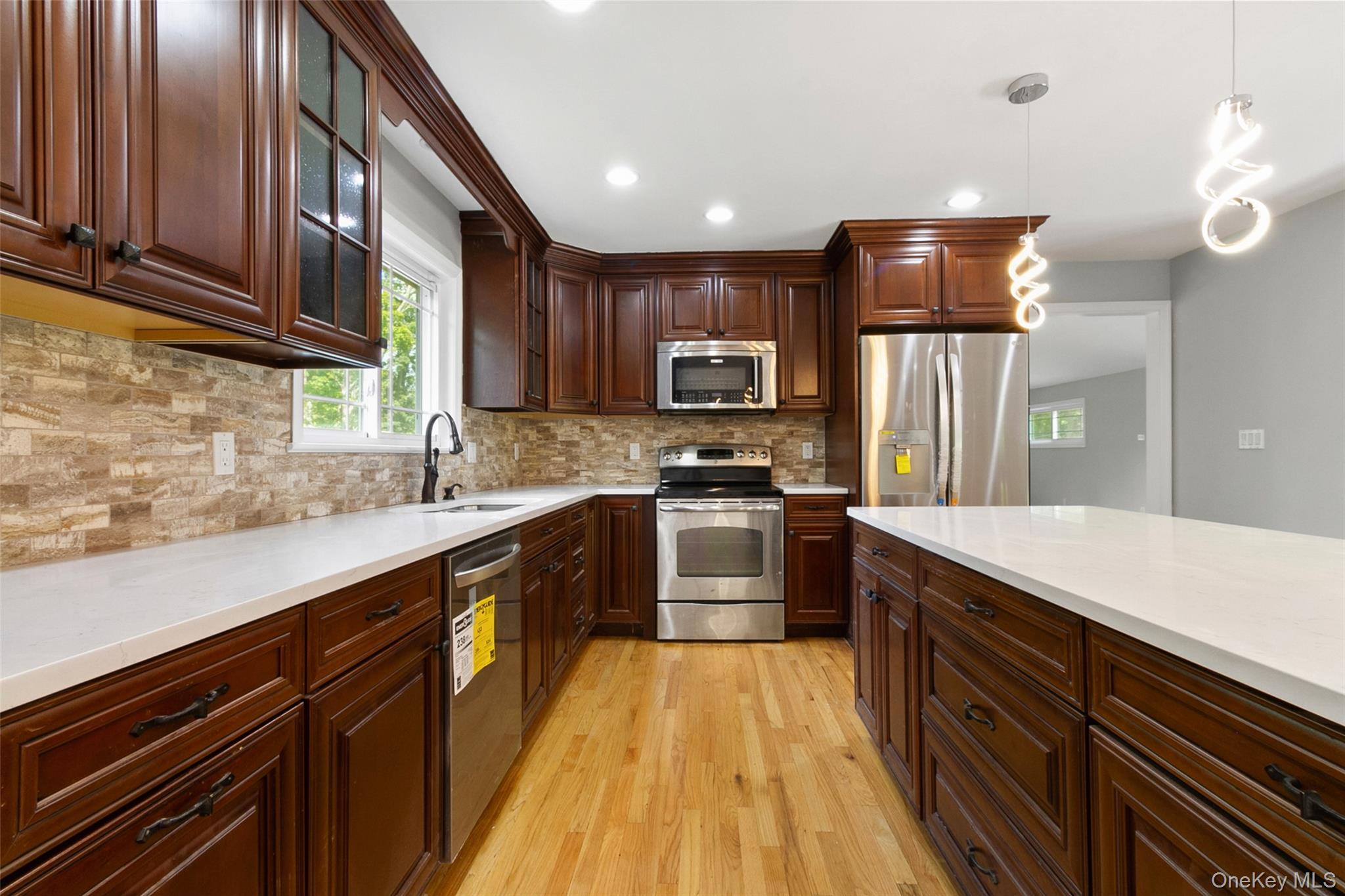 Single Family Sherwood Hill  Putnam County, NY 10509, MLS-909240-8