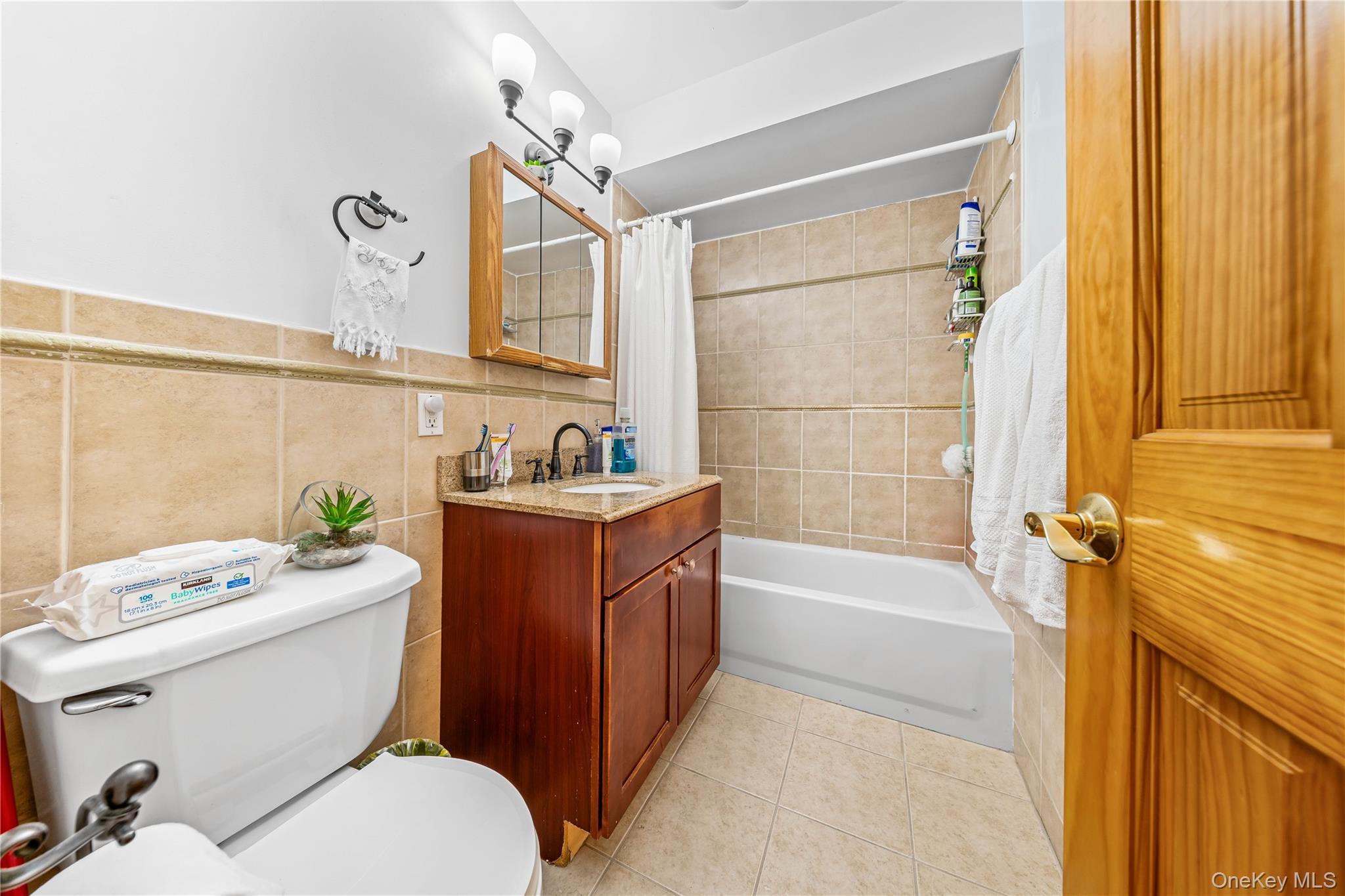 Single Family 10 Queens, NY 11106, MLS-909250-7