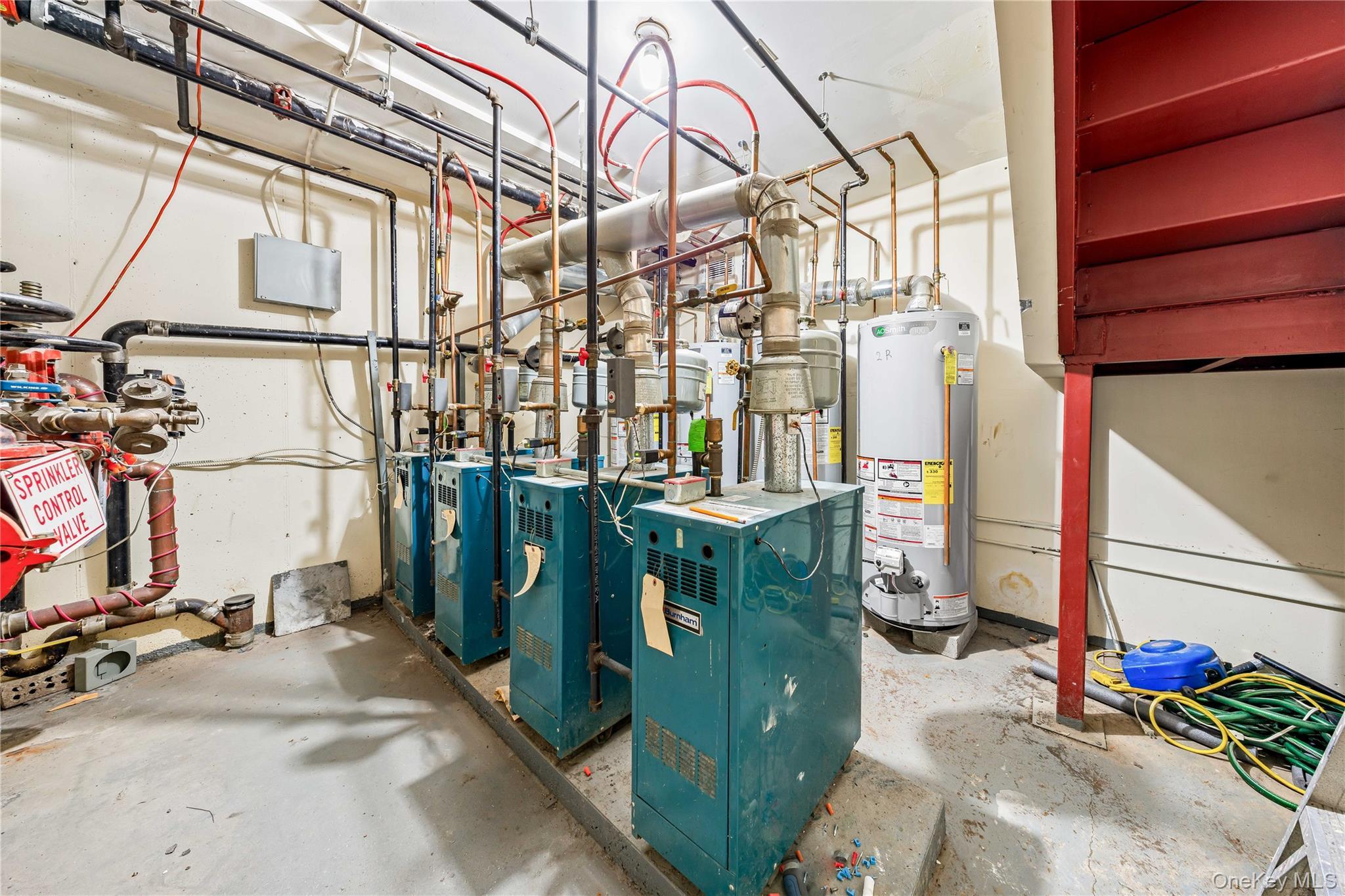 Single Family 10  Queens, NY 11106, MLS-909250-9