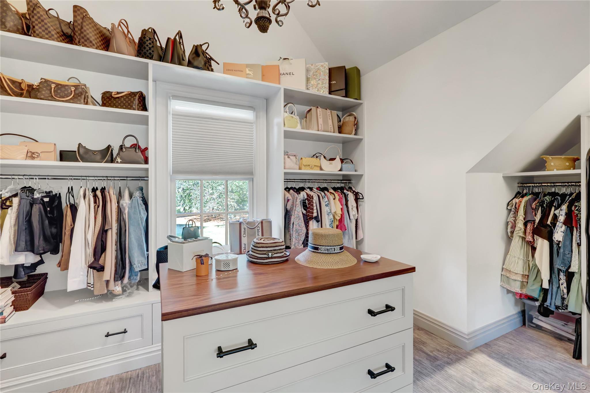 Single Family Dyke Suffolk County, NY 11733, MLS-909253-28