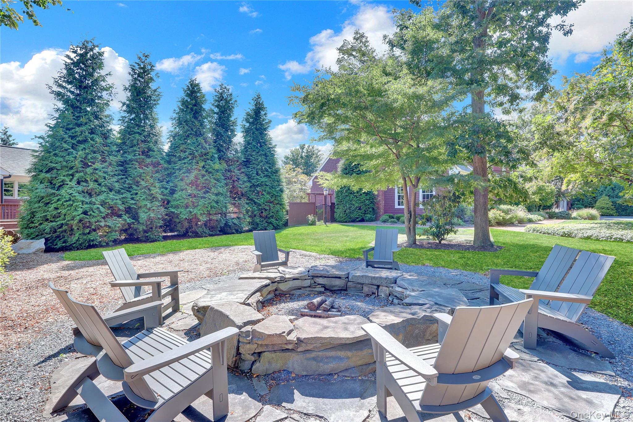 Single Family Dyke Suffolk County, NY 11733, MLS-909253-39