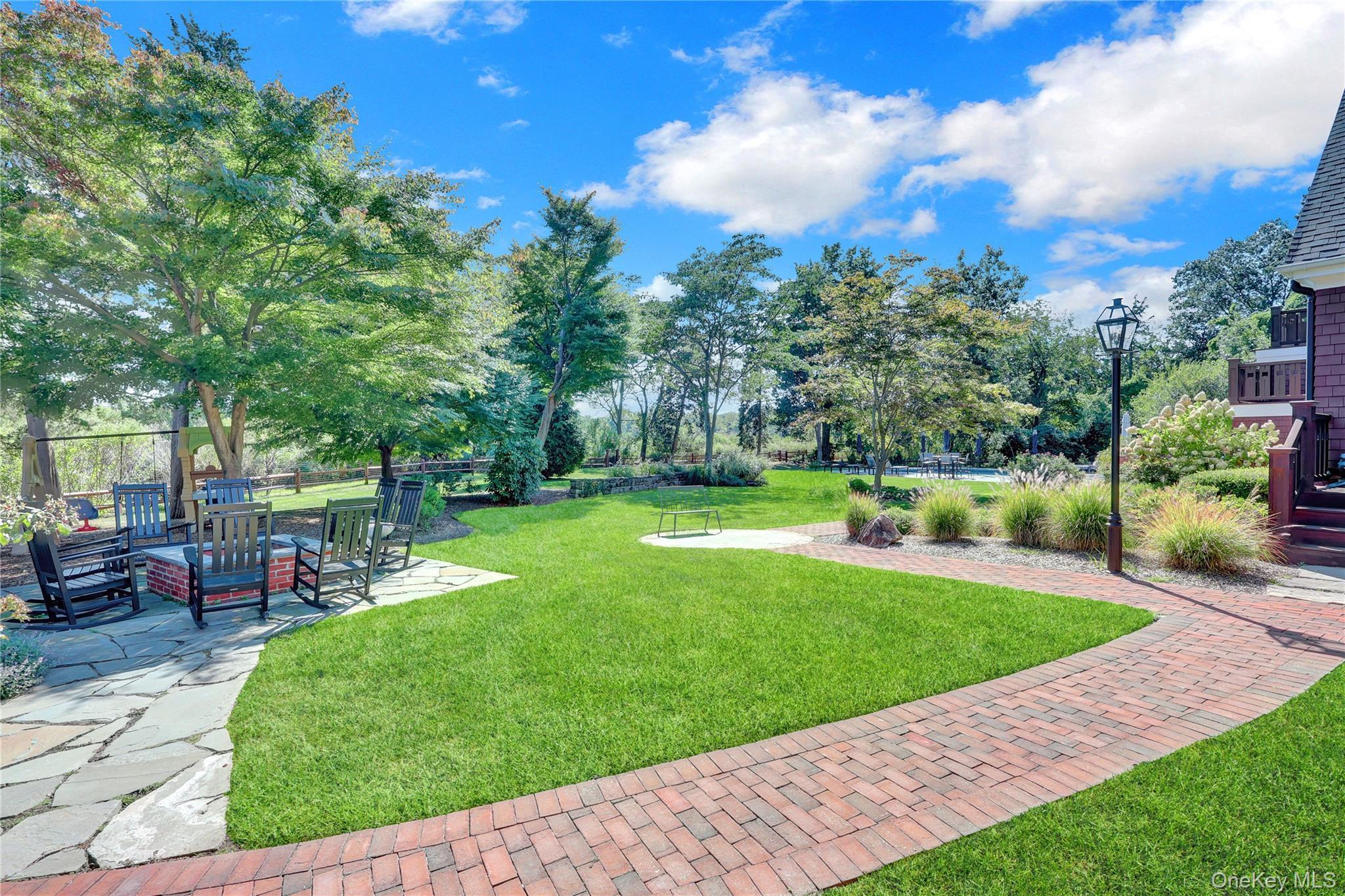 Single Family Dyke Suffolk County, NY 11733, MLS-909253-40