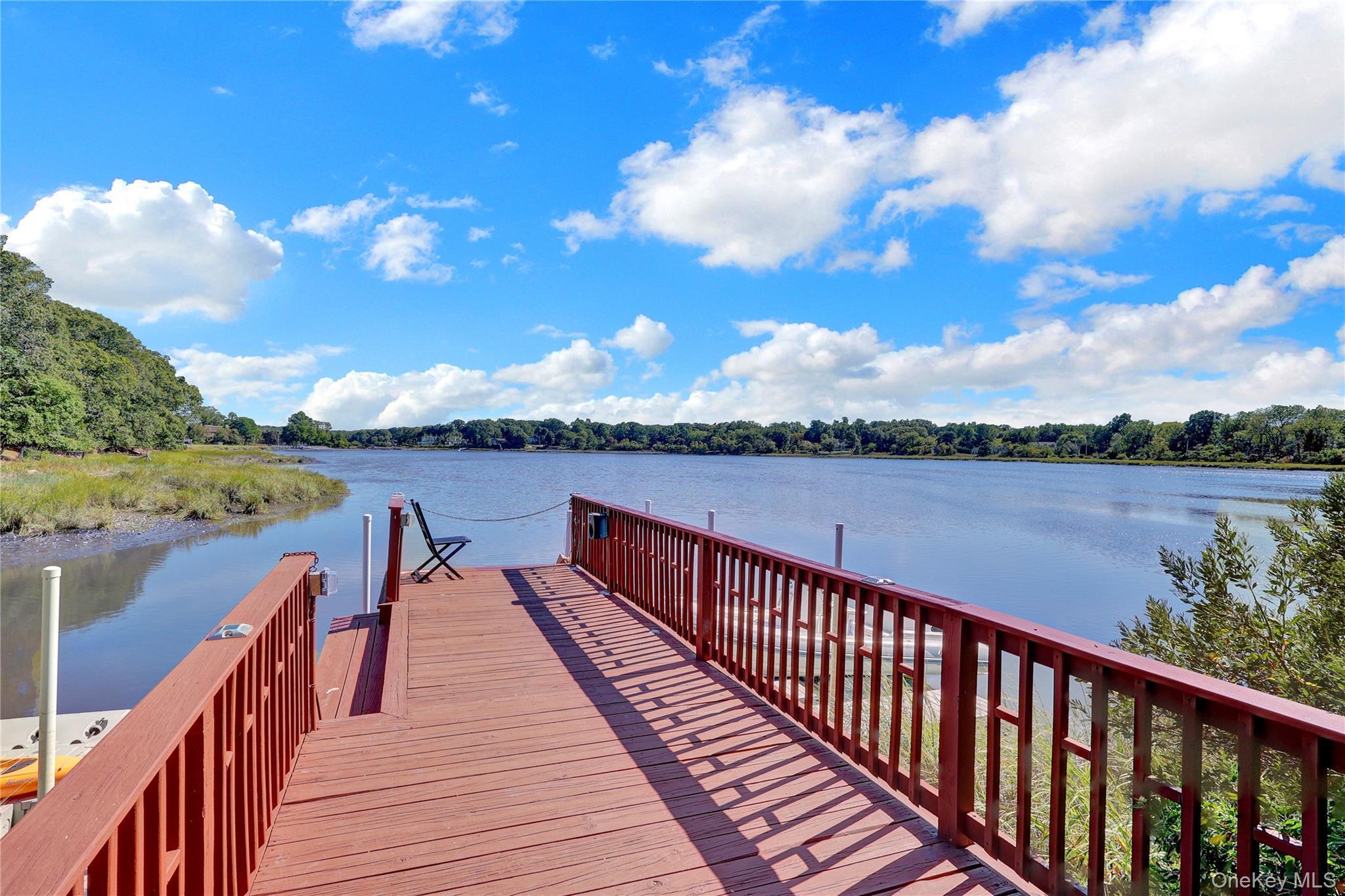 Single Family Dyke Suffolk County, NY 11733, MLS-909253-47