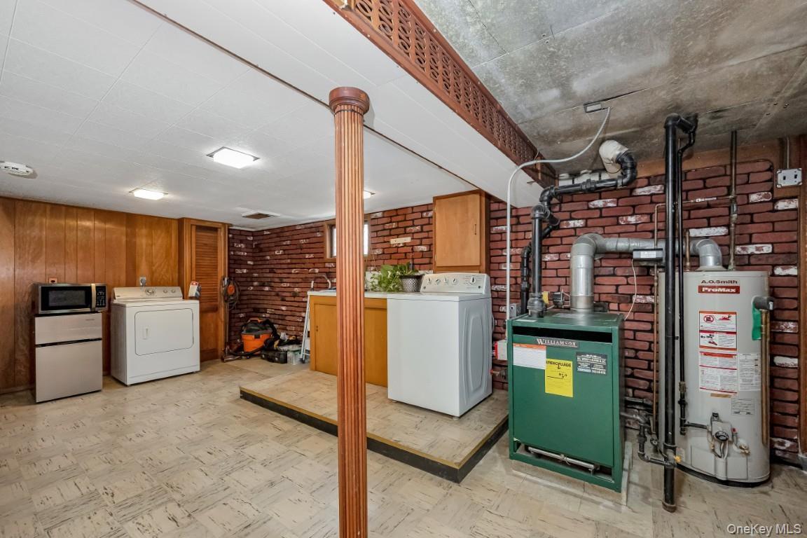 Single Family Arthur  Nassau County, NY 11552, MLS-909255-21