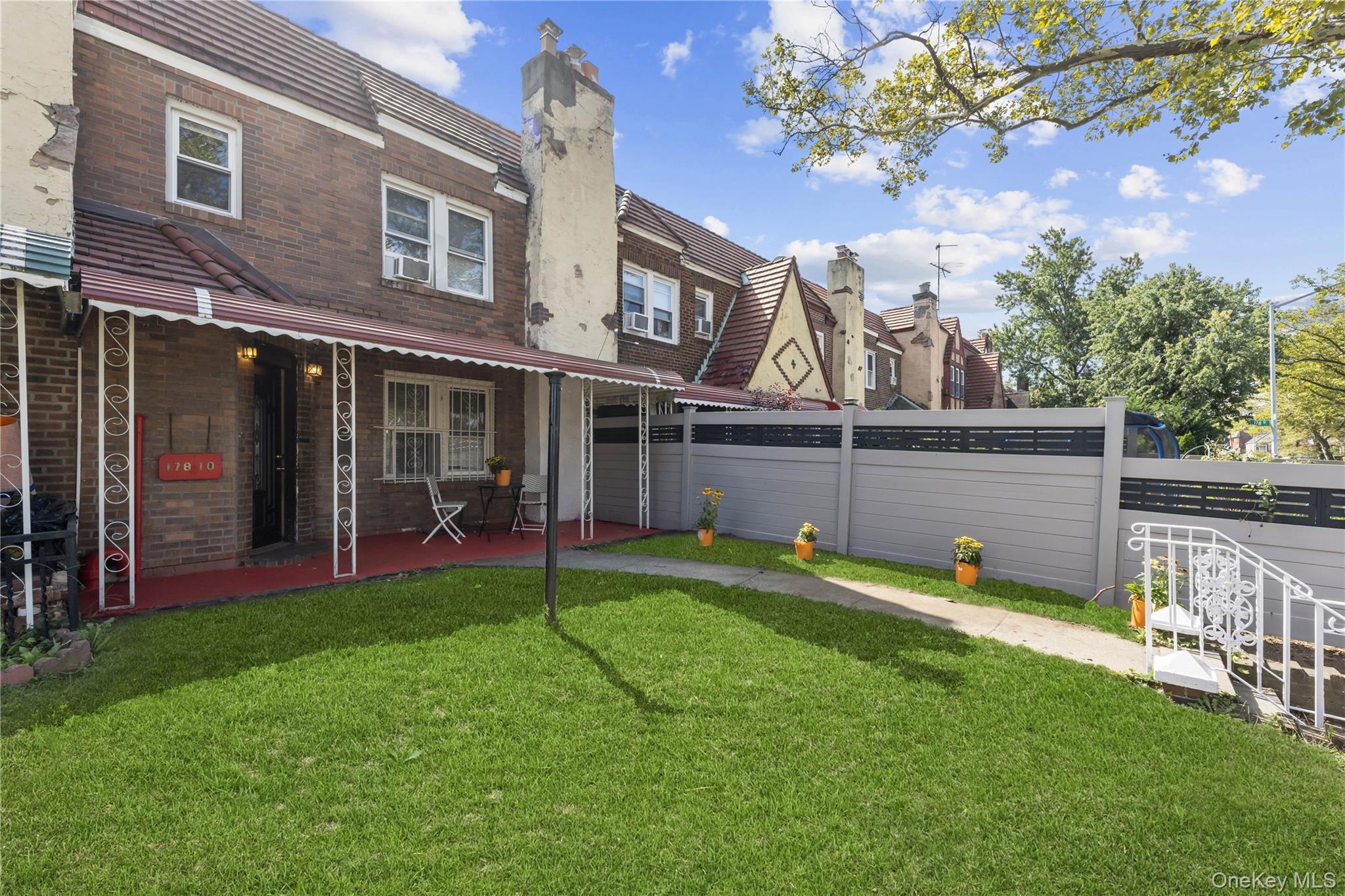 Single Family Leslie  Queens, NY 11434, MLS-909271-3