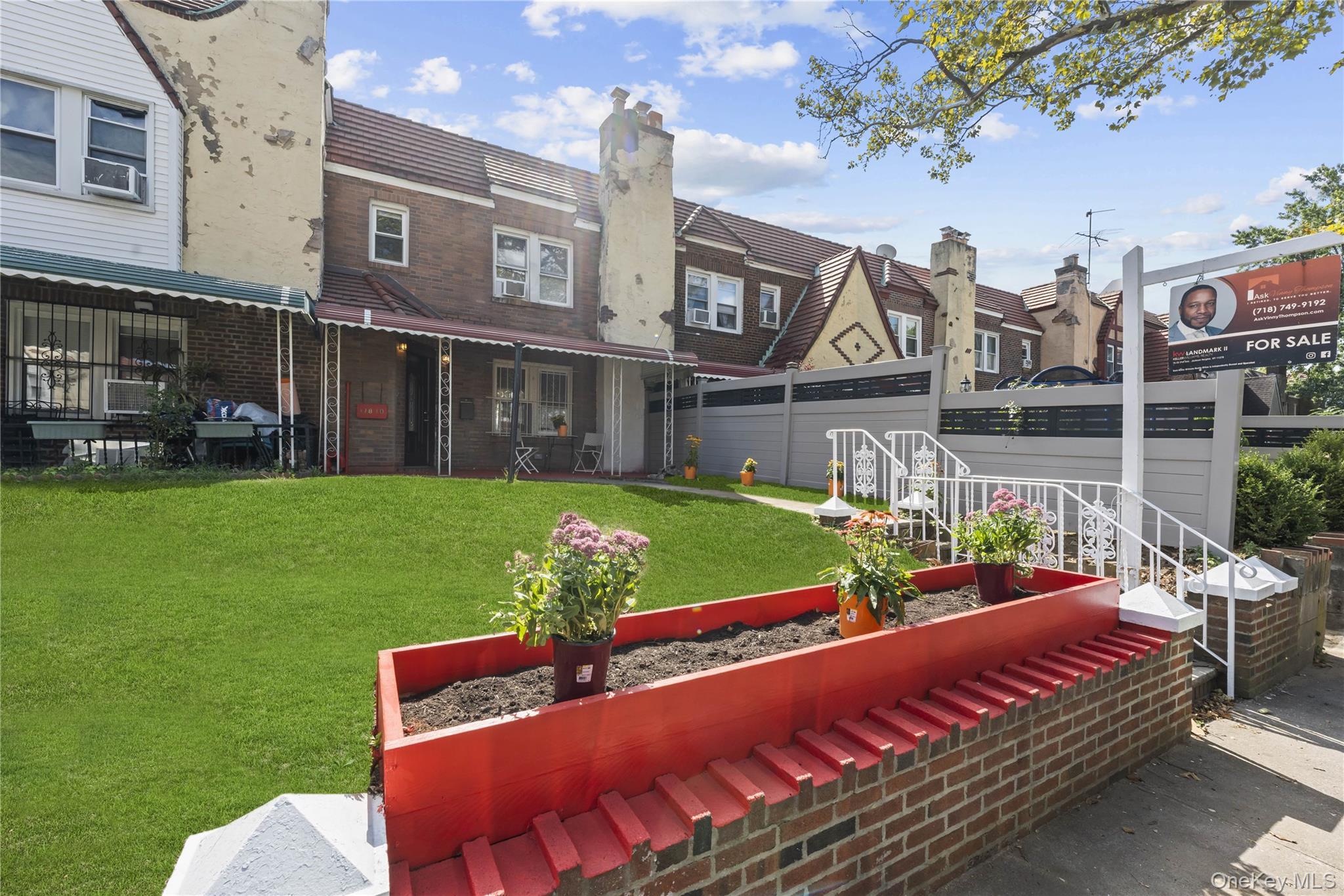 Single Family Leslie  Queens, NY 11434, MLS-909271-5