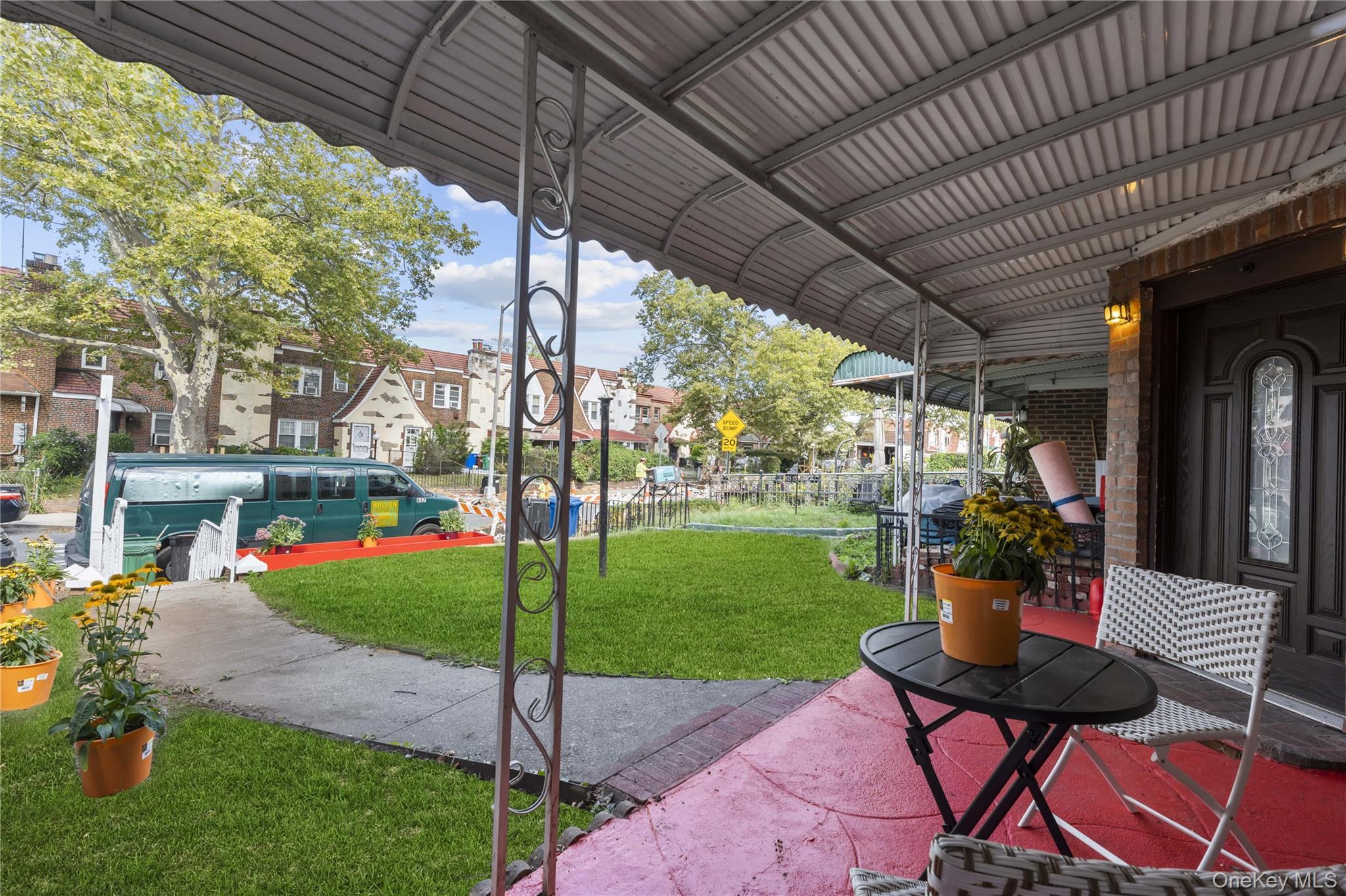 Single Family Leslie  Queens, NY 11434, MLS-909271-7