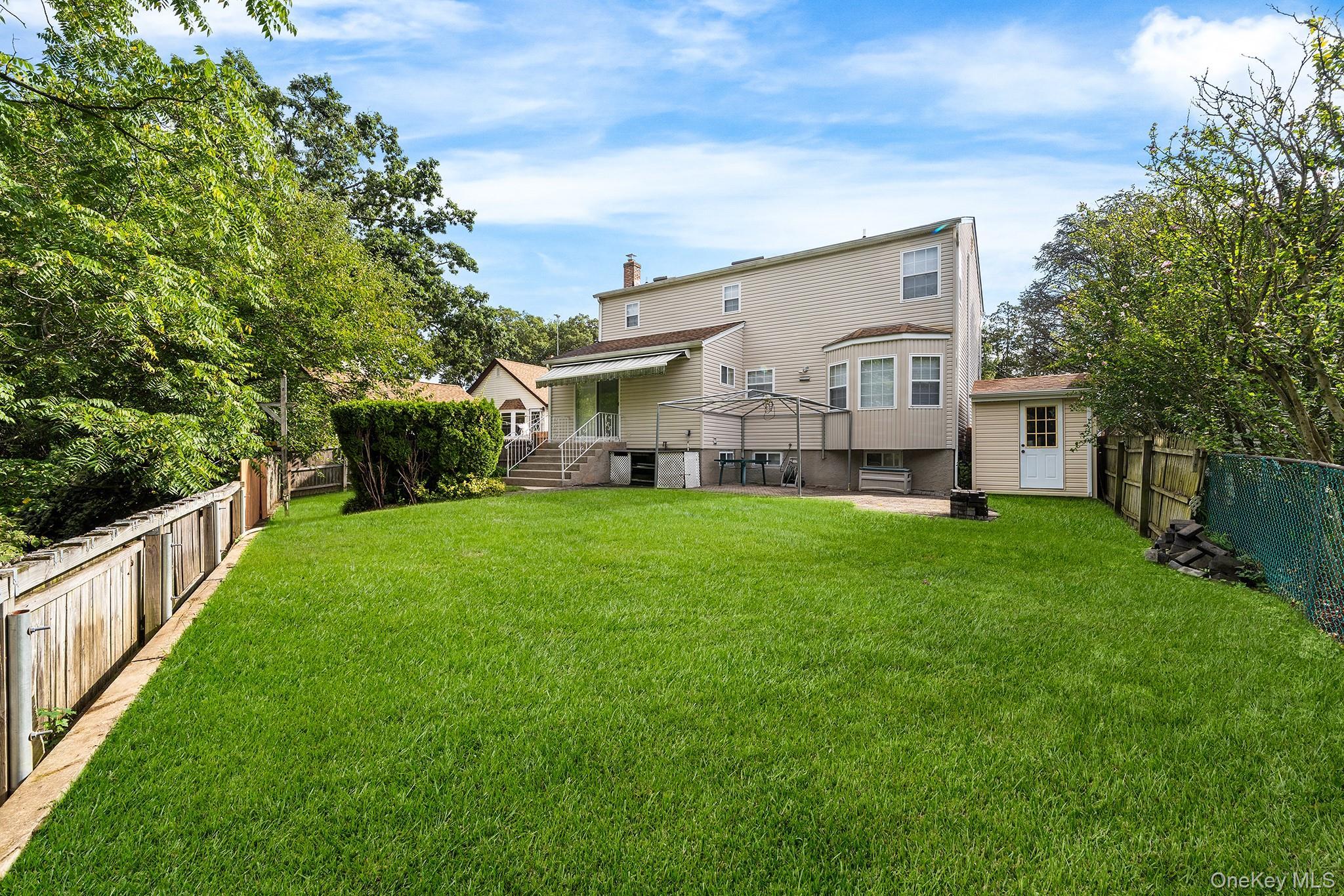 Single Family Dewey  Nassau County, NY 11710, MLS-909292-39