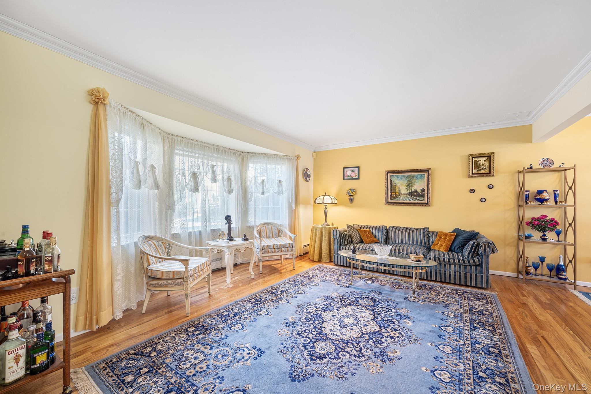 Single Family Dewey  Nassau County, NY 11710, MLS-909292-6