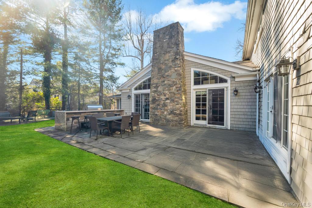 Single Family School House Nassau County, NY 11020, MLS-909295-25