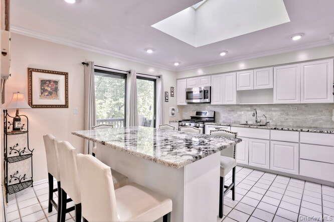 Single Family Martino  Rockland County, NY 10970, MLS-909299-13