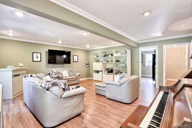 Single Family Martino  Rockland County, NY 10970, MLS-909299-30