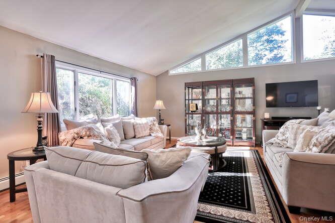 Single Family Martino  Rockland County, NY 10970, MLS-909299-6