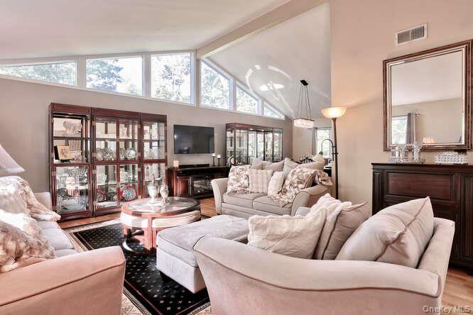 Single Family Martino  Rockland County, NY 10970, MLS-909299-8