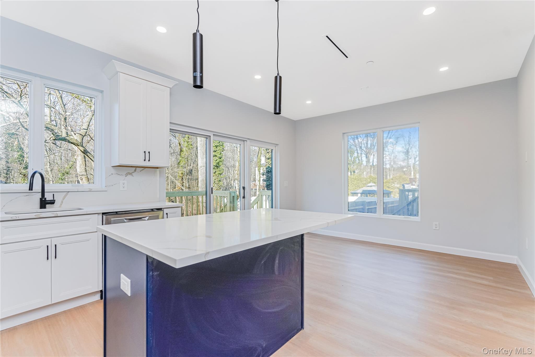 Single Family Poillon Ave Staten Island, NY 10312, MLS-909327-14