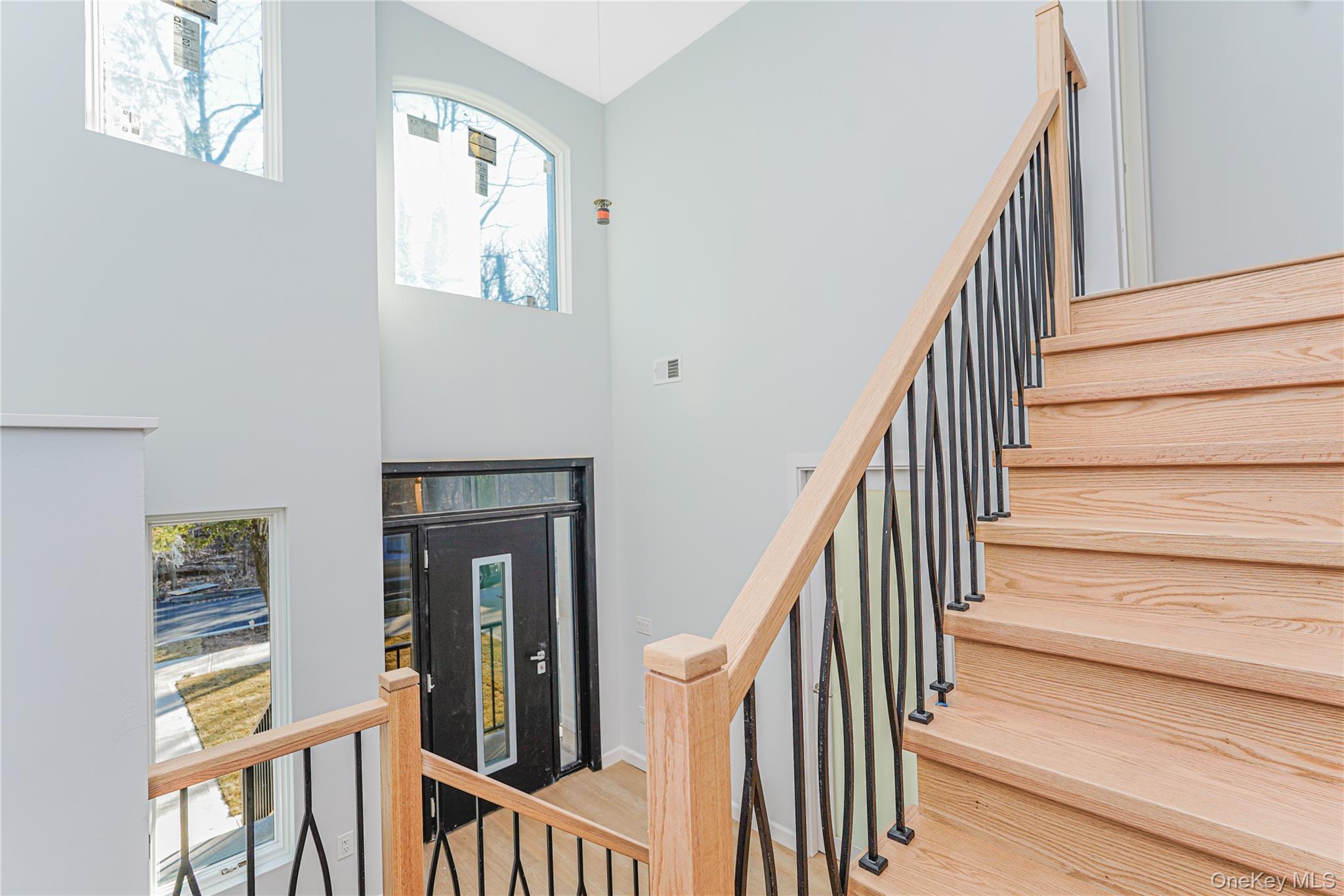 Single Family Poillon Ave Staten Island, NY 10312, MLS-909327-17