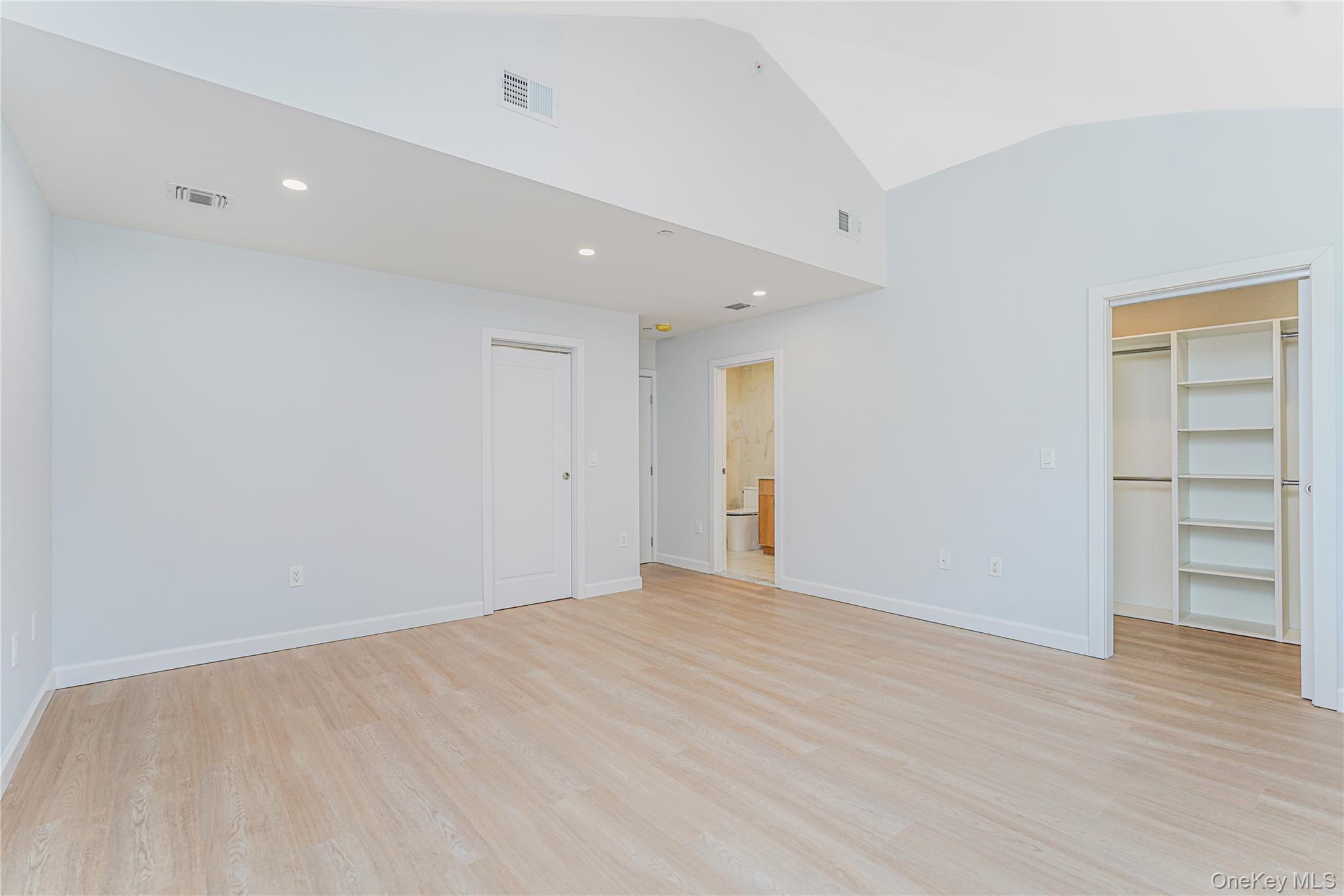 Single Family Poillon Ave Staten Island, NY 10312, MLS-909327-19