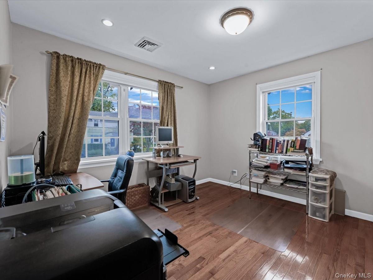 Single Family Berkshire  Westchester County, NY 10710, MLS-909344-25