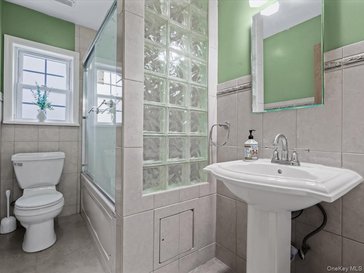 Single Family Berkshire  Westchester County, NY 10710, MLS-909344-26