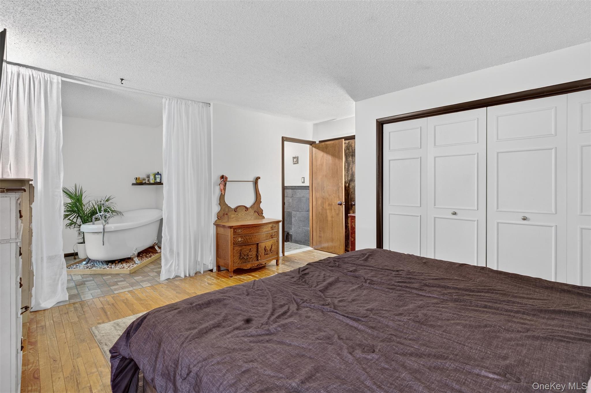 Single Family Summit  Sullivan County, NY 12719, MLS-909365-21