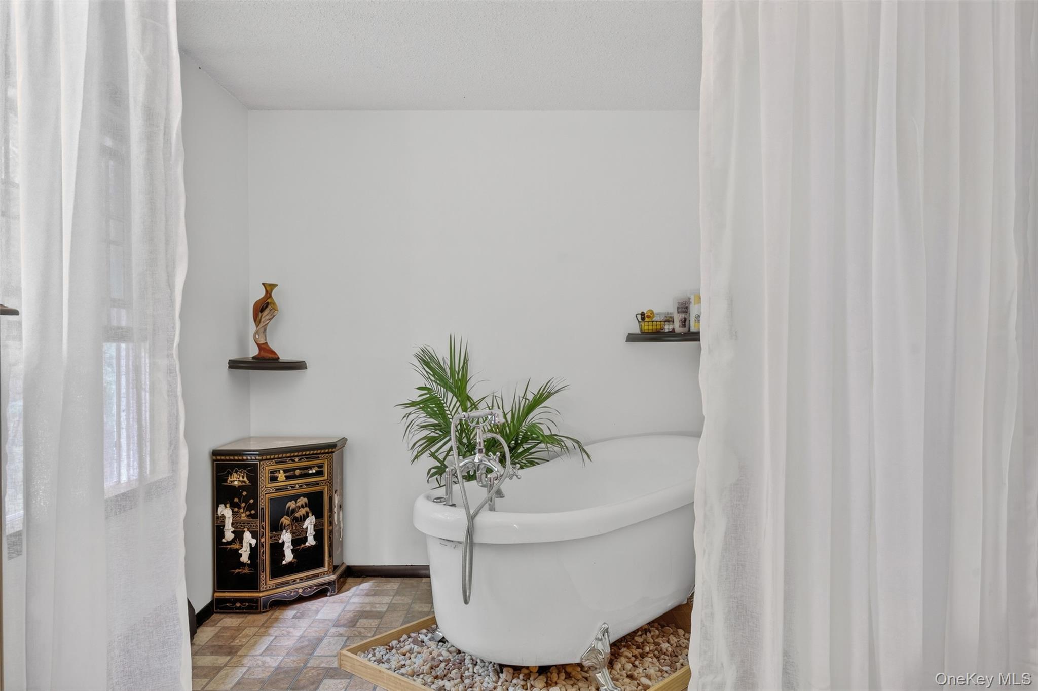 Single Family Summit  Sullivan County, NY 12719, MLS-909365-22