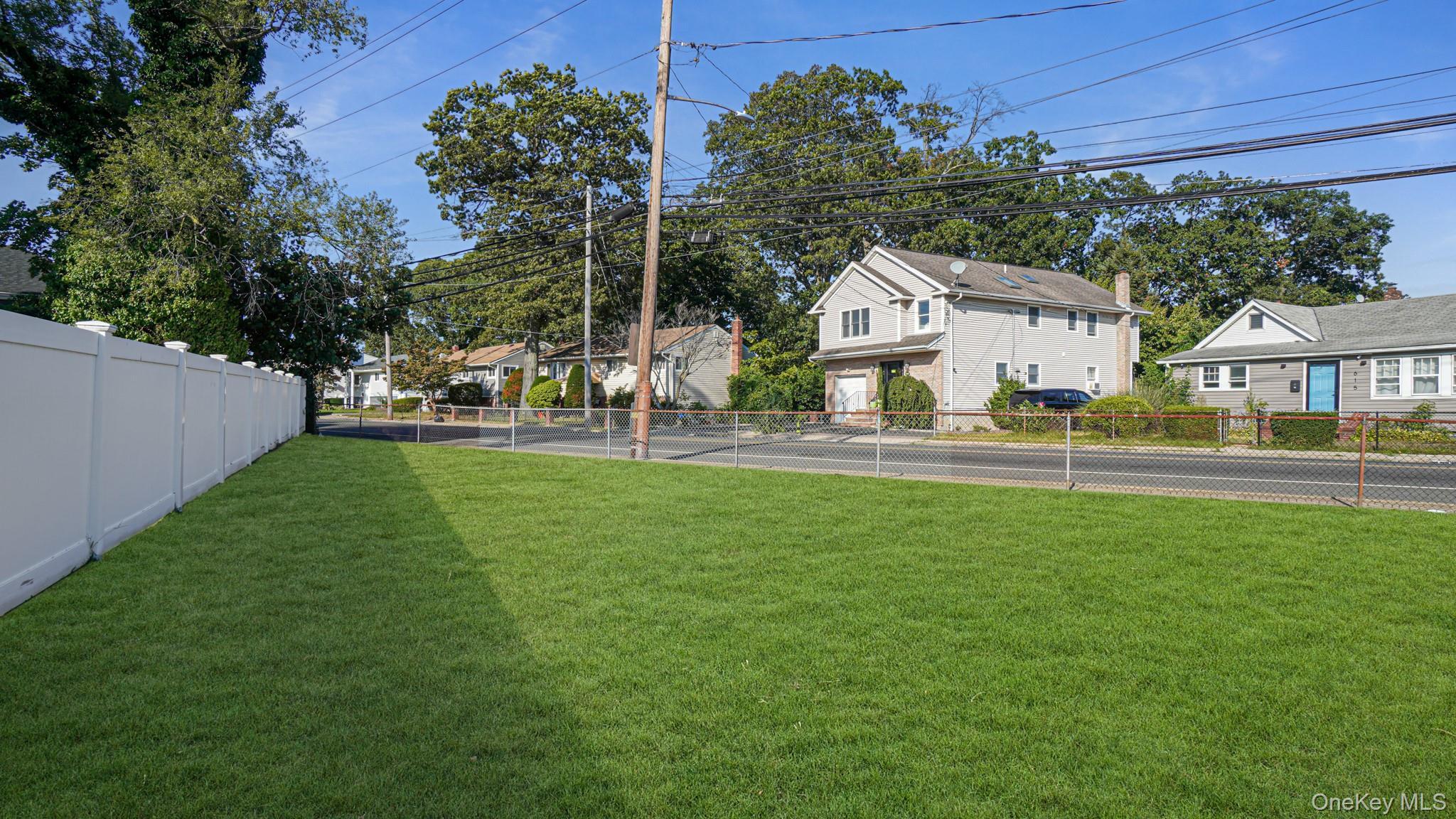 Single Family Meachem  Nassau County, NY 11003, MLS-909372-11