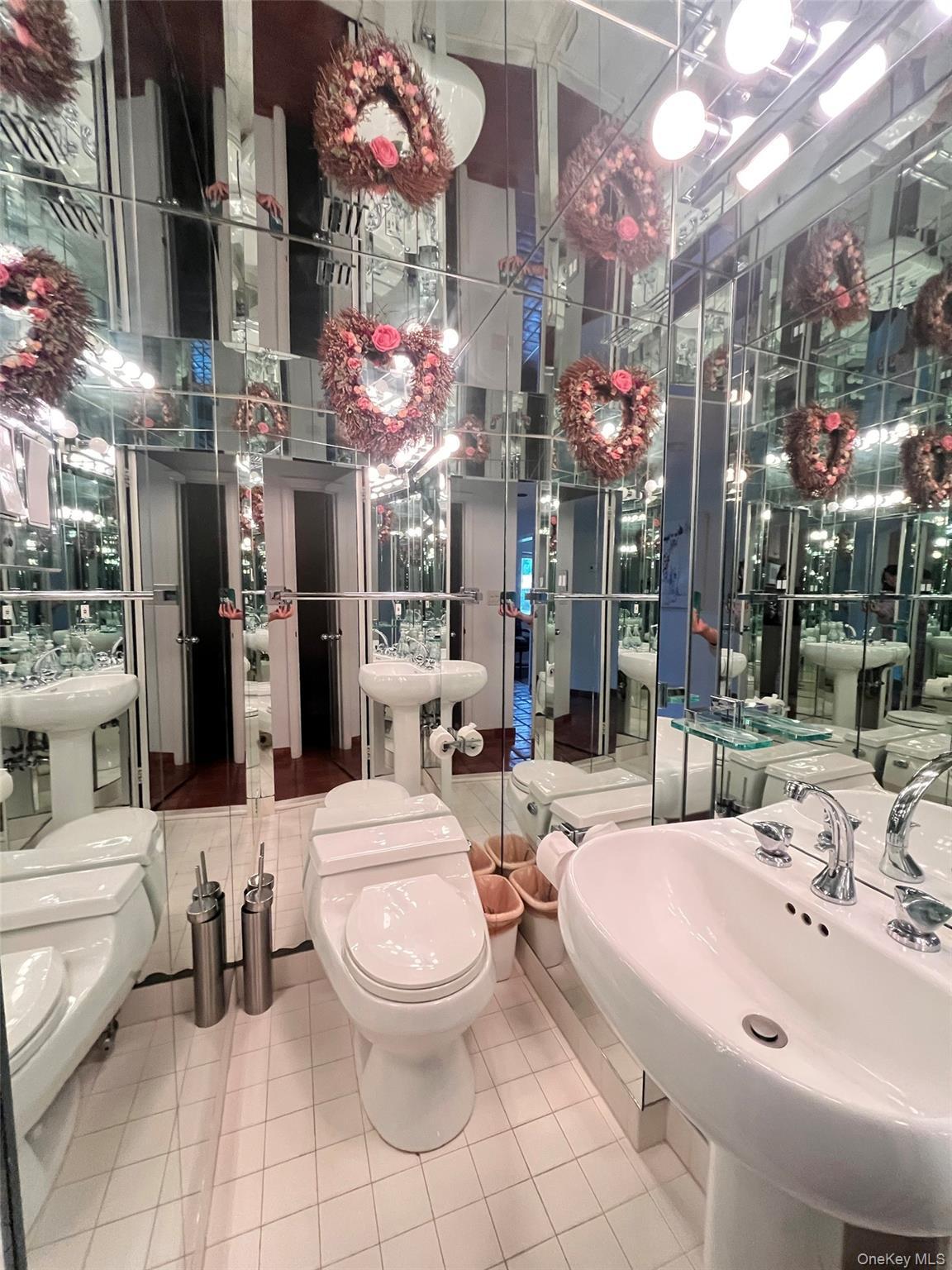 Single Family Polo Field Nassau County, NY 11020, MLS-909399-14