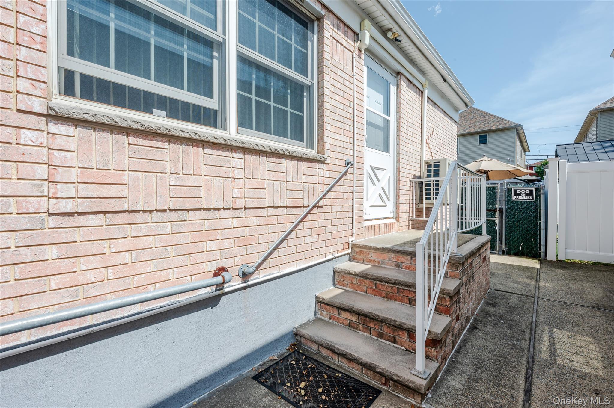 Single Family Collfield Staten Island, NY 10314, MLS-909409-13