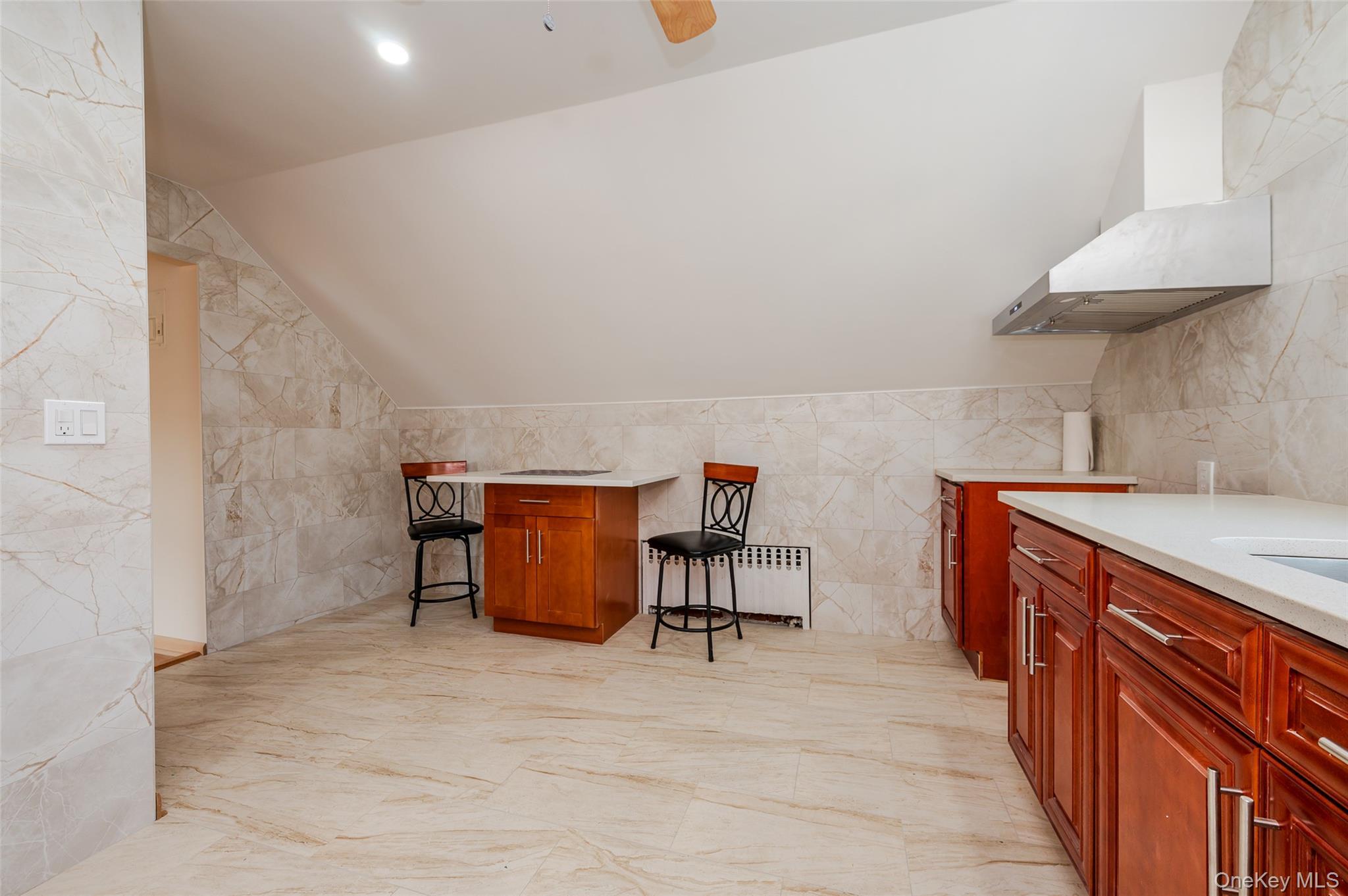 Single Family Collfield Staten Island, NY 10314, MLS-909409-15