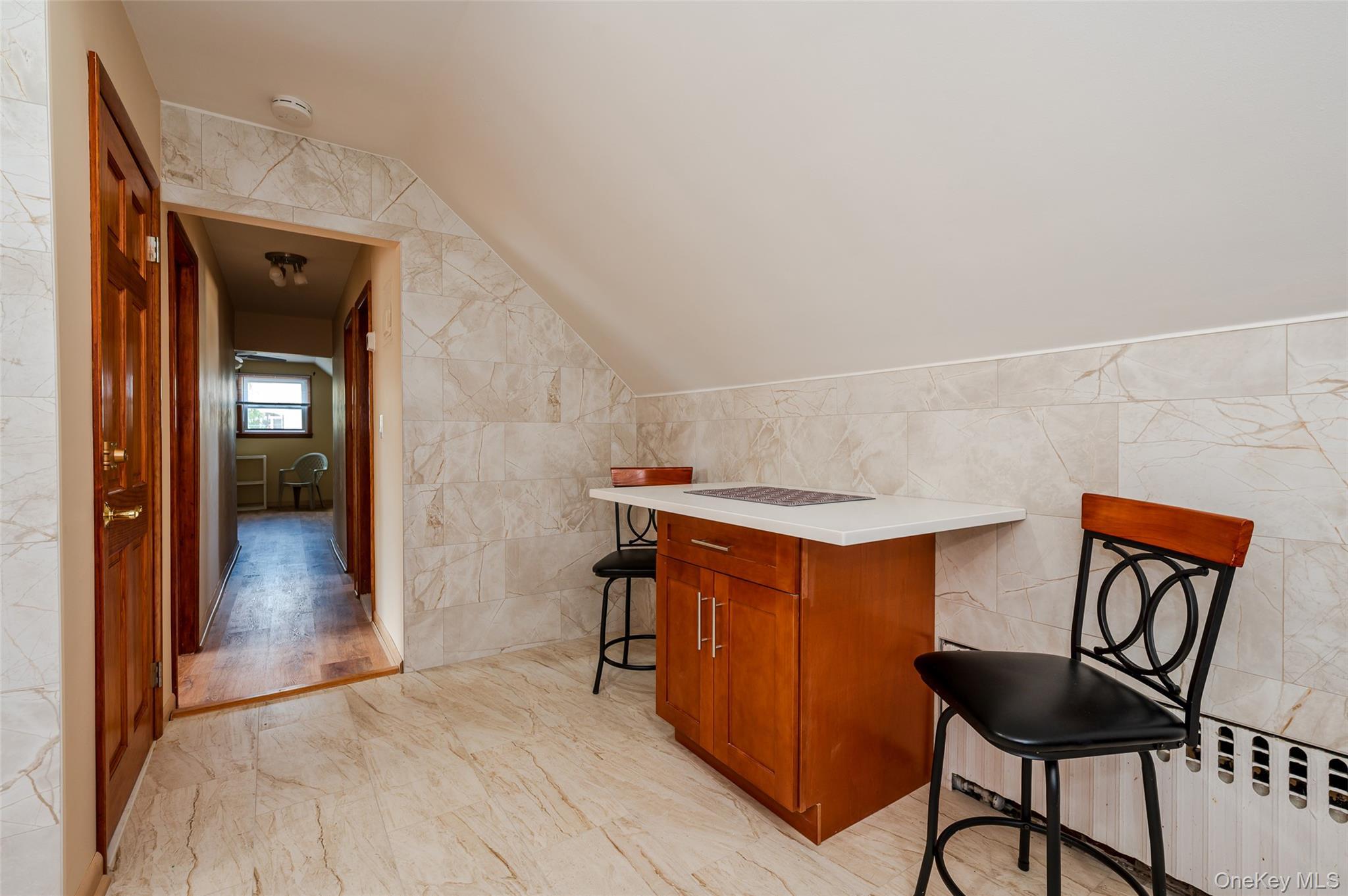 Single Family Collfield Staten Island, NY 10314, MLS-909409-16