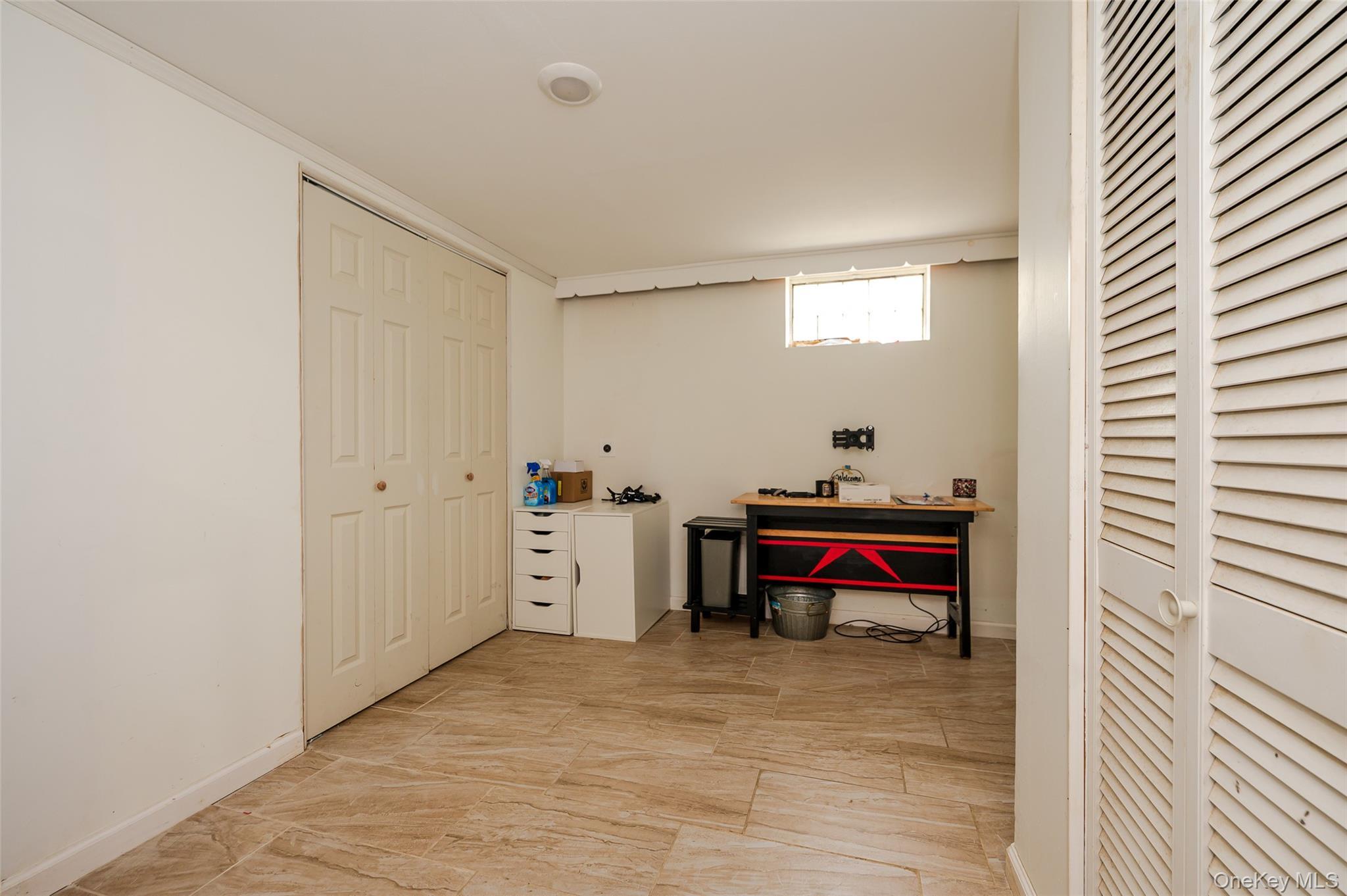 Single Family Collfield Staten Island, NY 10314, MLS-909409-22