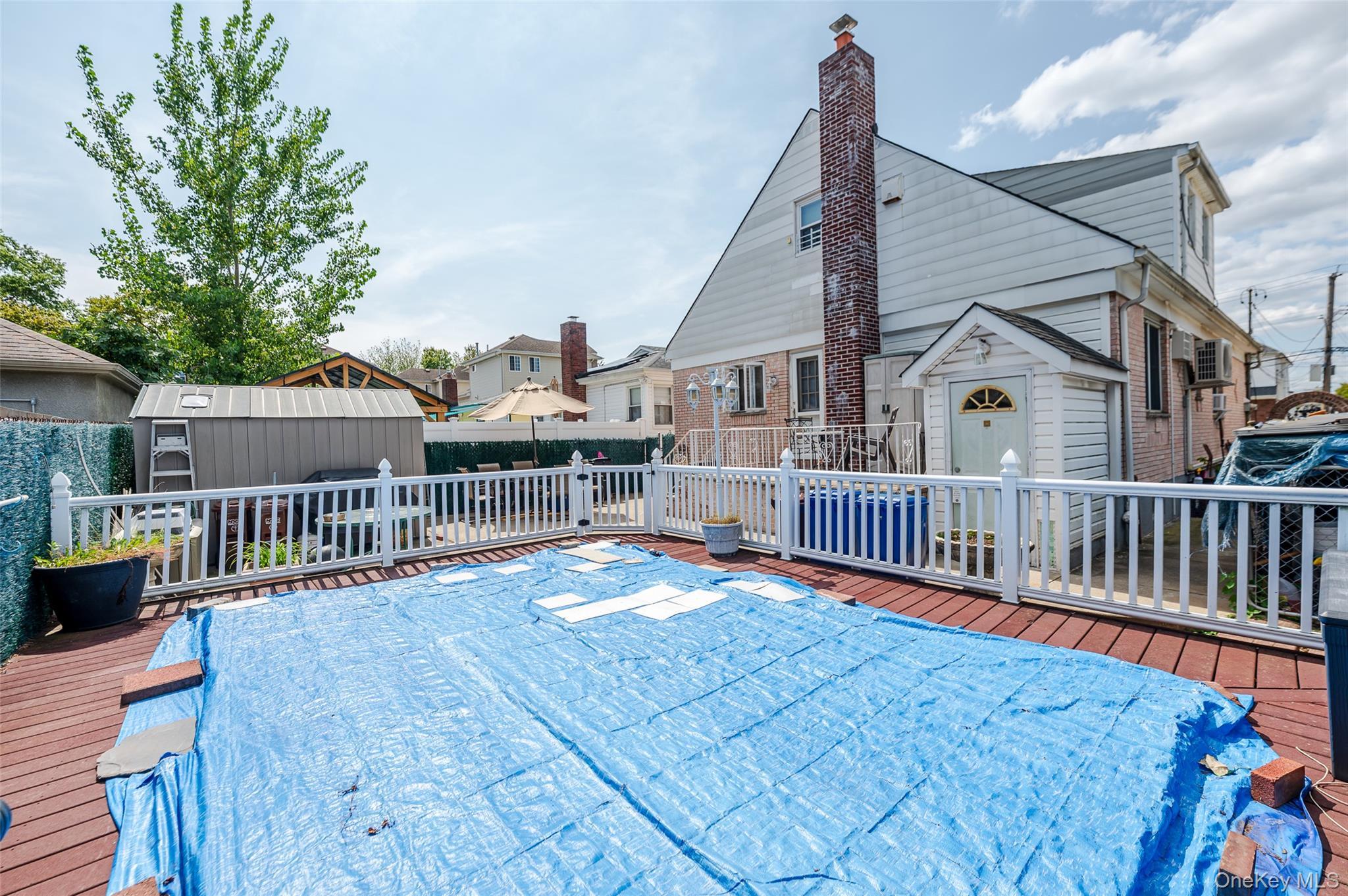 Single Family Collfield Staten Island, NY 10314, MLS-909409-33