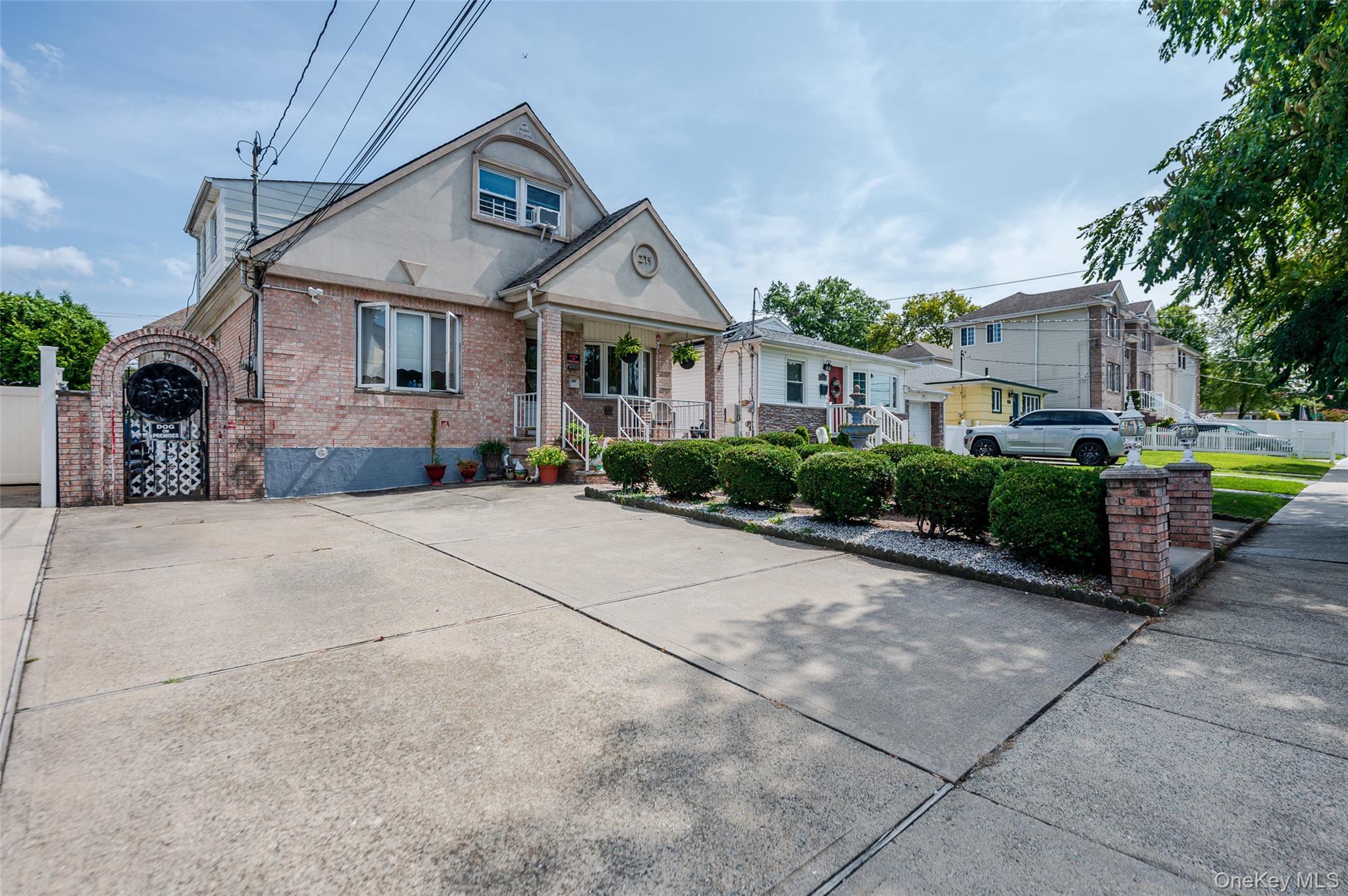 Single Family Collfield  Staten Island, NY 10314, MLS-909409-41