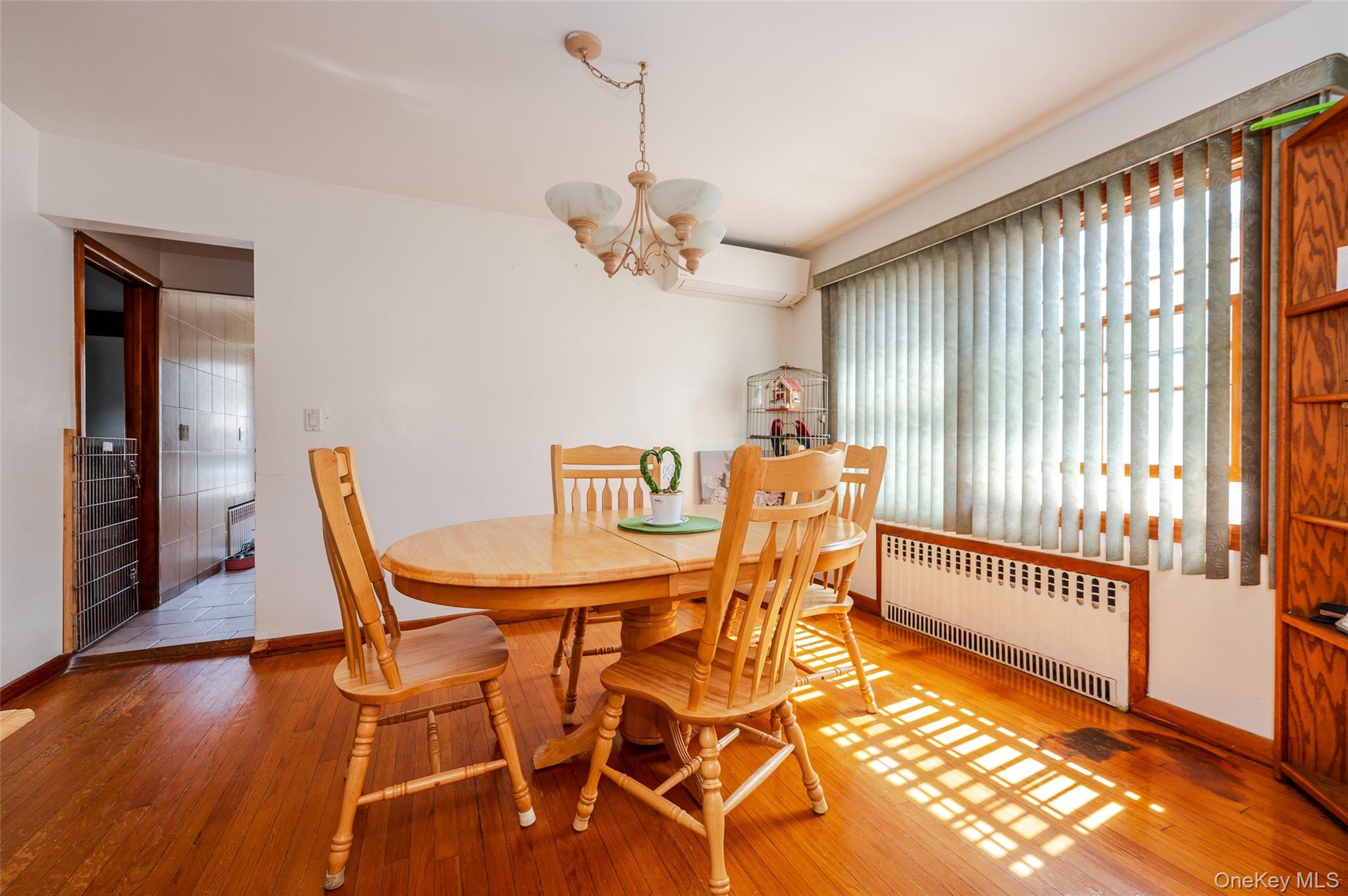 Single Family Collfield Staten Island, NY 10314, MLS-909409-6