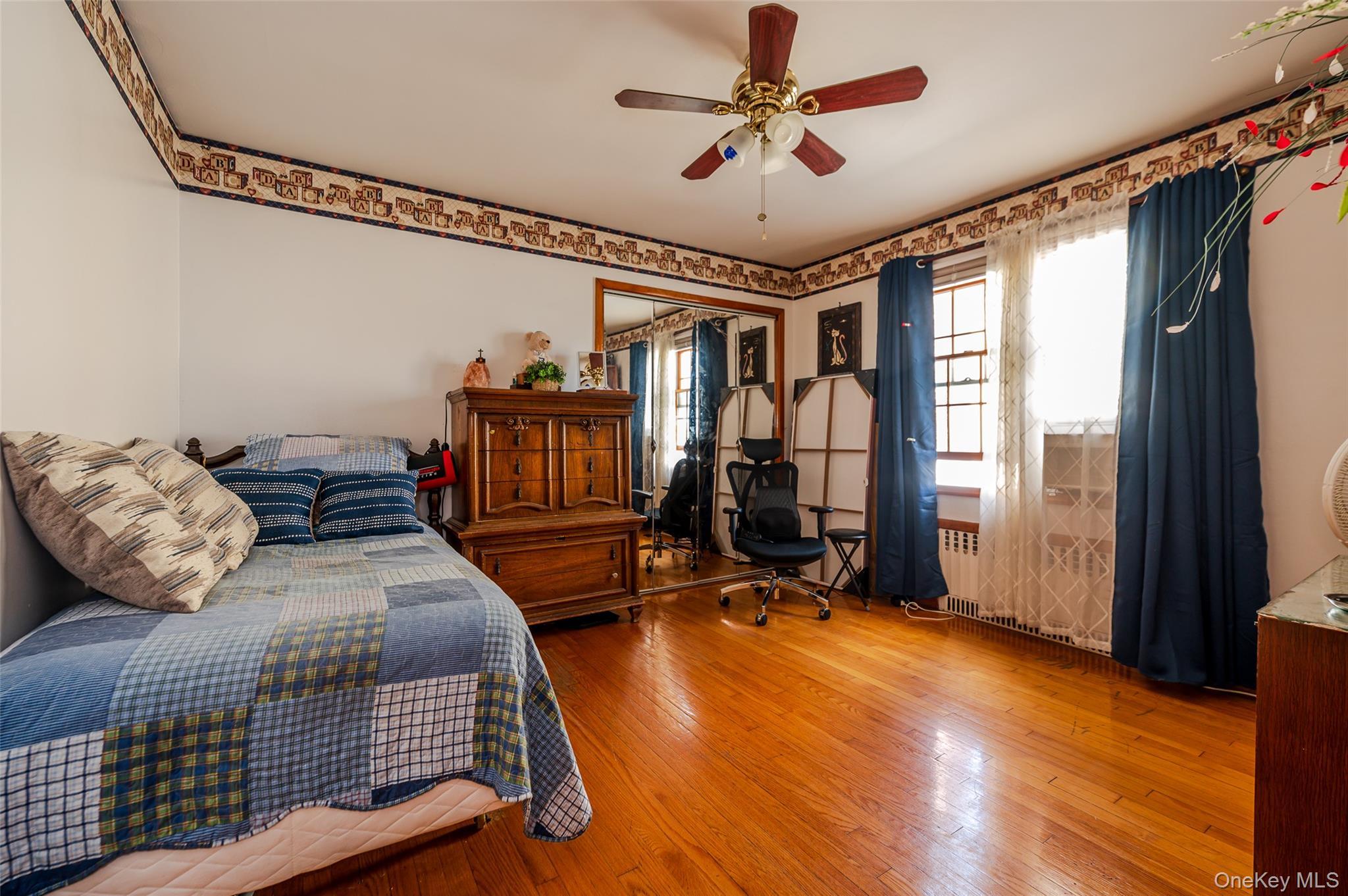 Single Family Collfield Staten Island, NY 10314, MLS-909409-9