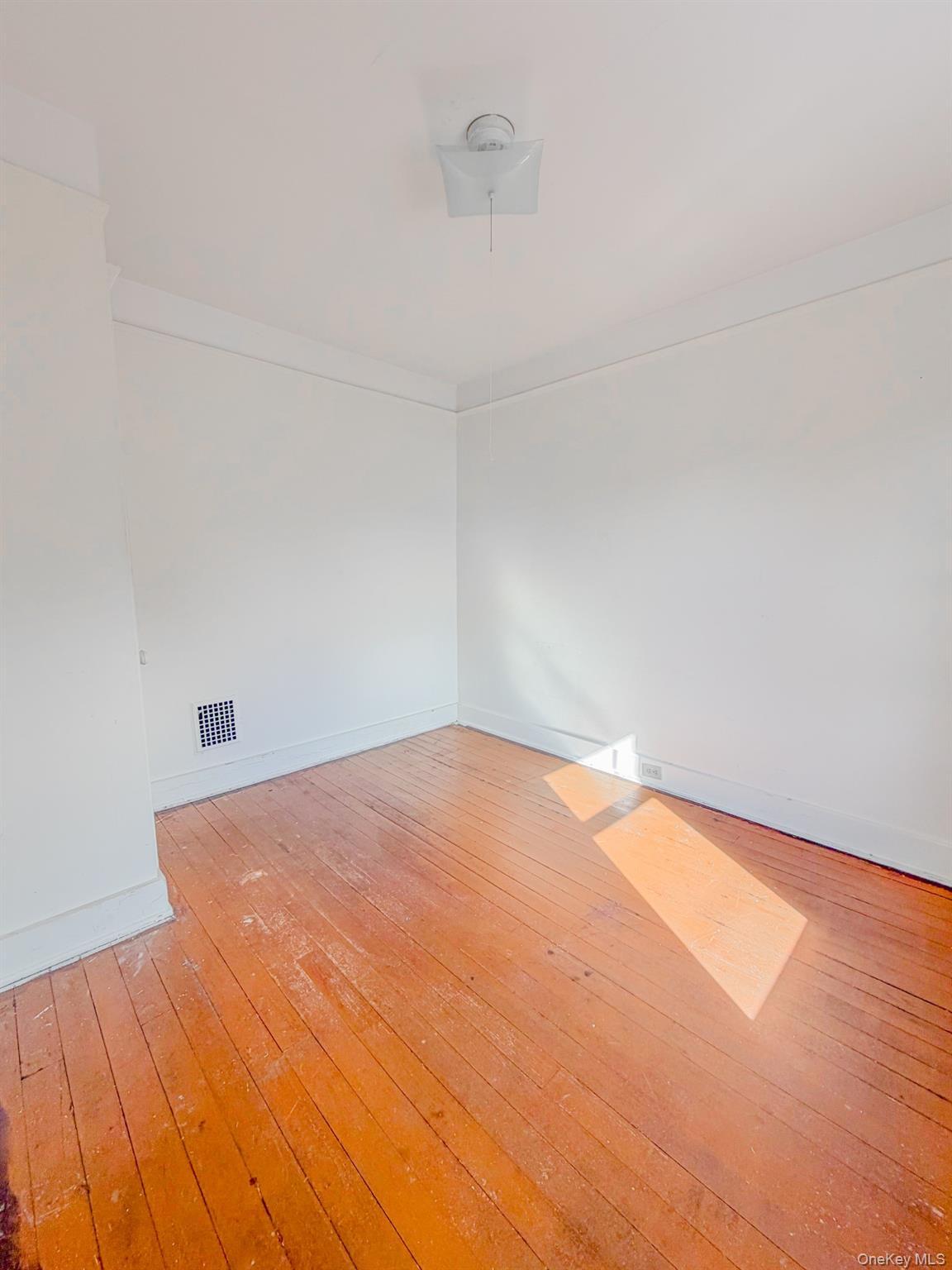 Single Family Third  Ulster County, NY 12401, MLS-909430-18