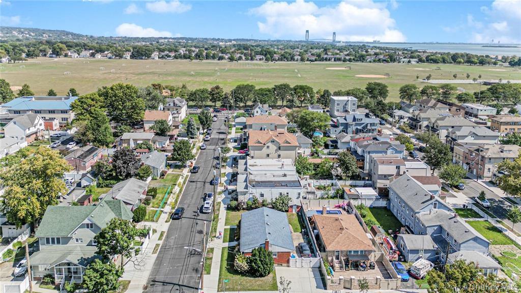 Single Family Finley Staten Island, NY 10306, MLS-909443-11