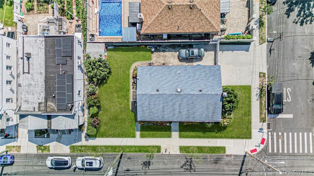 Single Family Finley Staten Island, NY 10306, MLS-909443-12