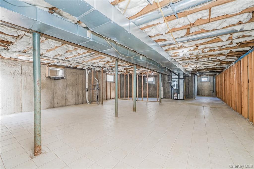 Single Family Finley Staten Island, NY 10306, MLS-909443-25