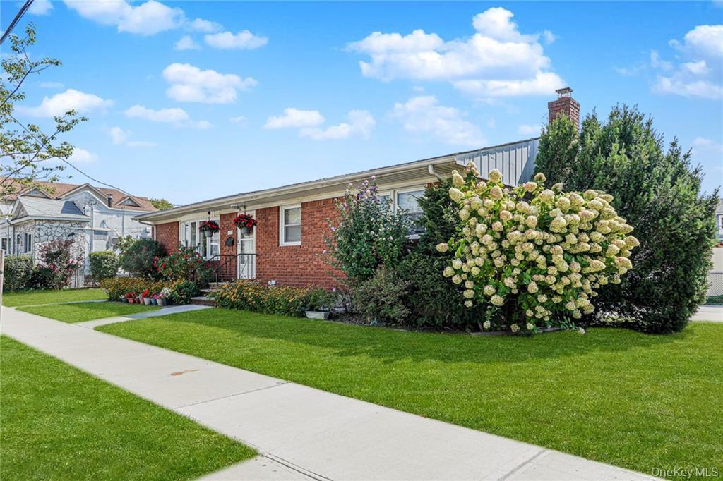 Single Family Finley Staten Island, NY 10306, MLS-909443-3