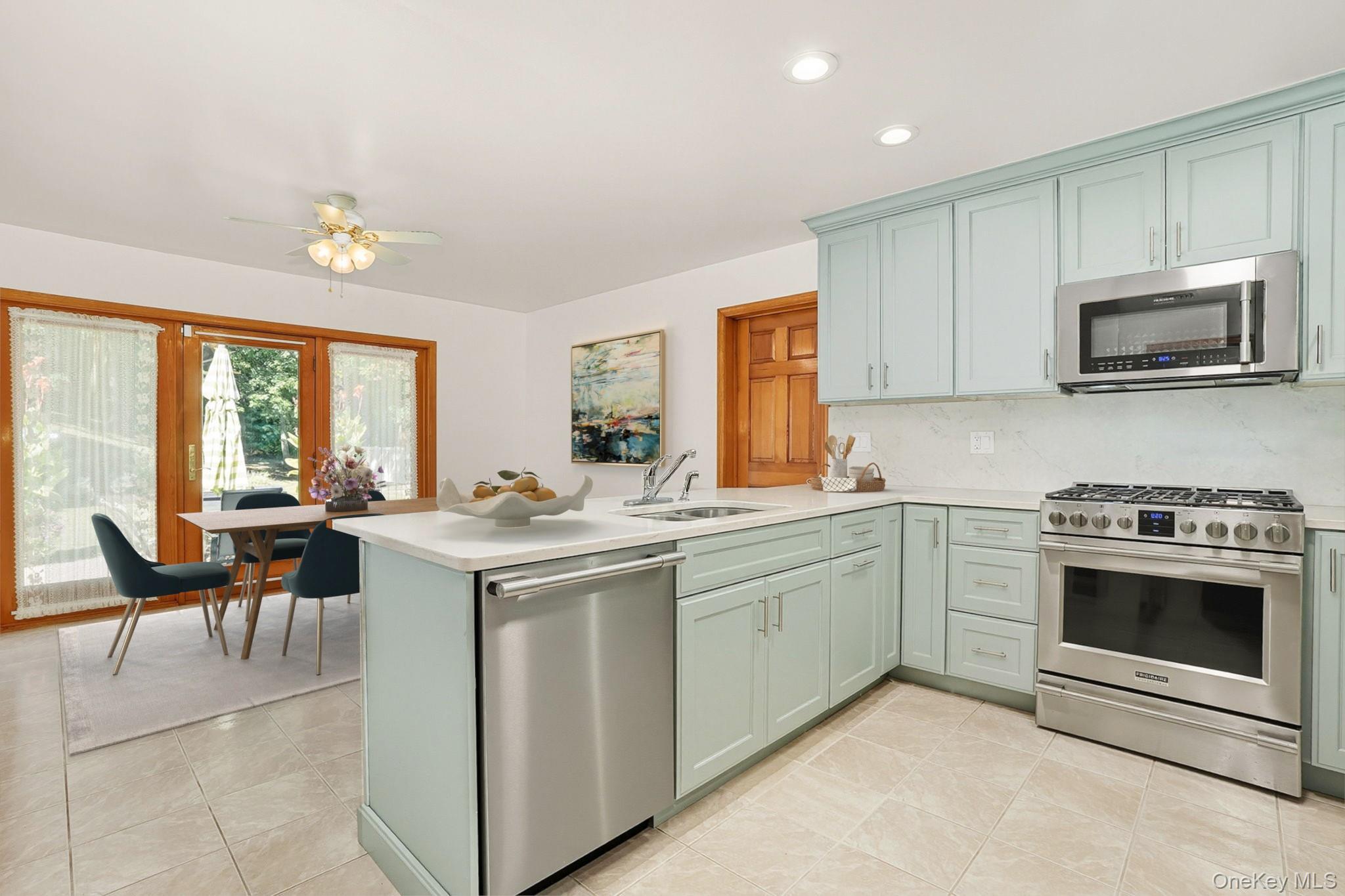 Single Family Red Hawk  Dutchess County, NY 12601, MLS-909444-16