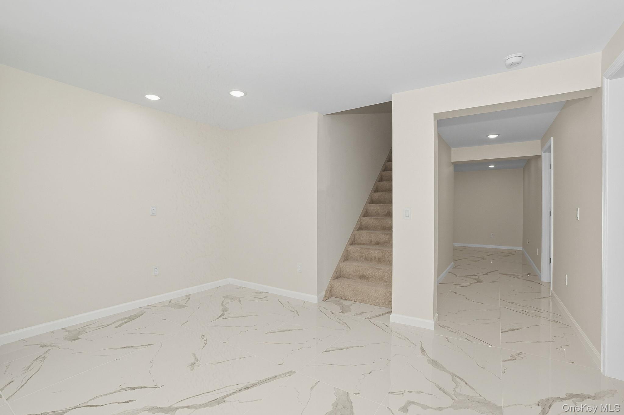 Single Family Red Hawk  Dutchess County, NY 12601, MLS-909444-25