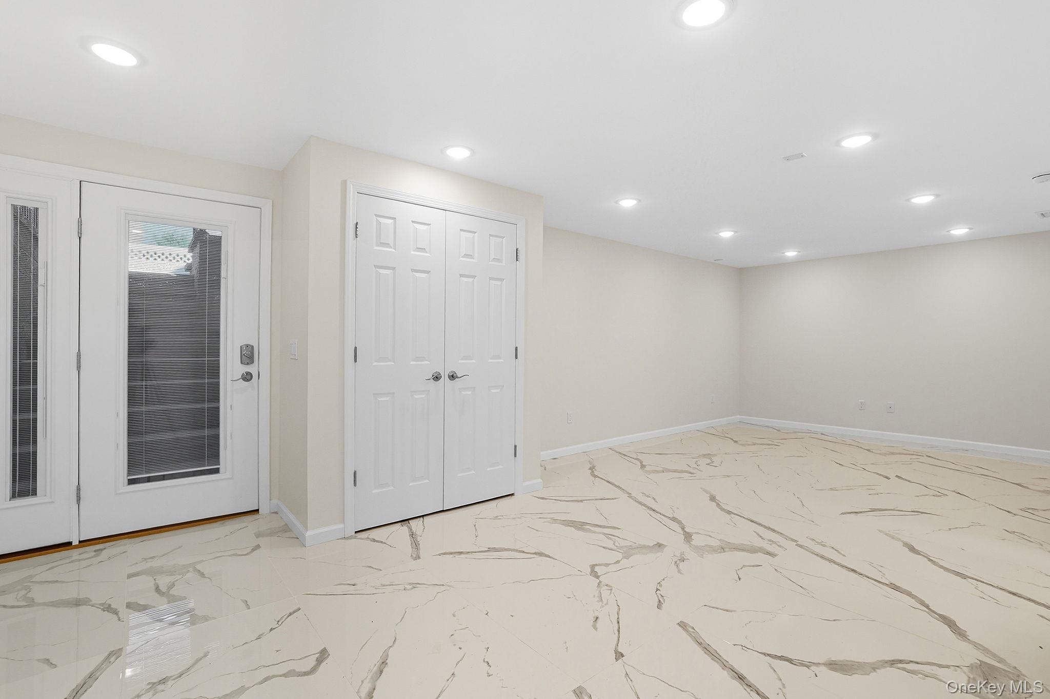 Single Family Red Hawk  Dutchess County, NY 12601, MLS-909444-26